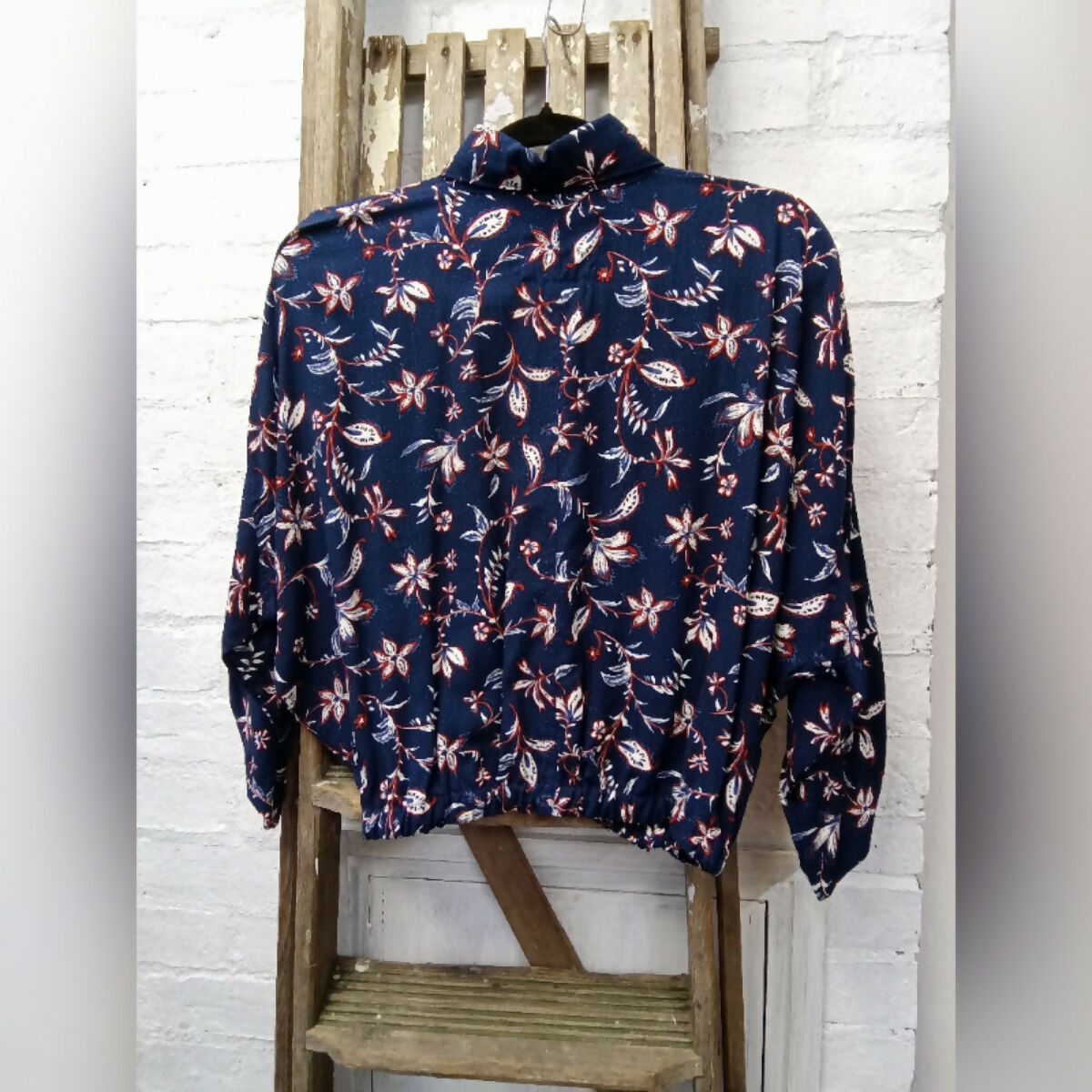 MARIA CROPPED BATWING SHIRT