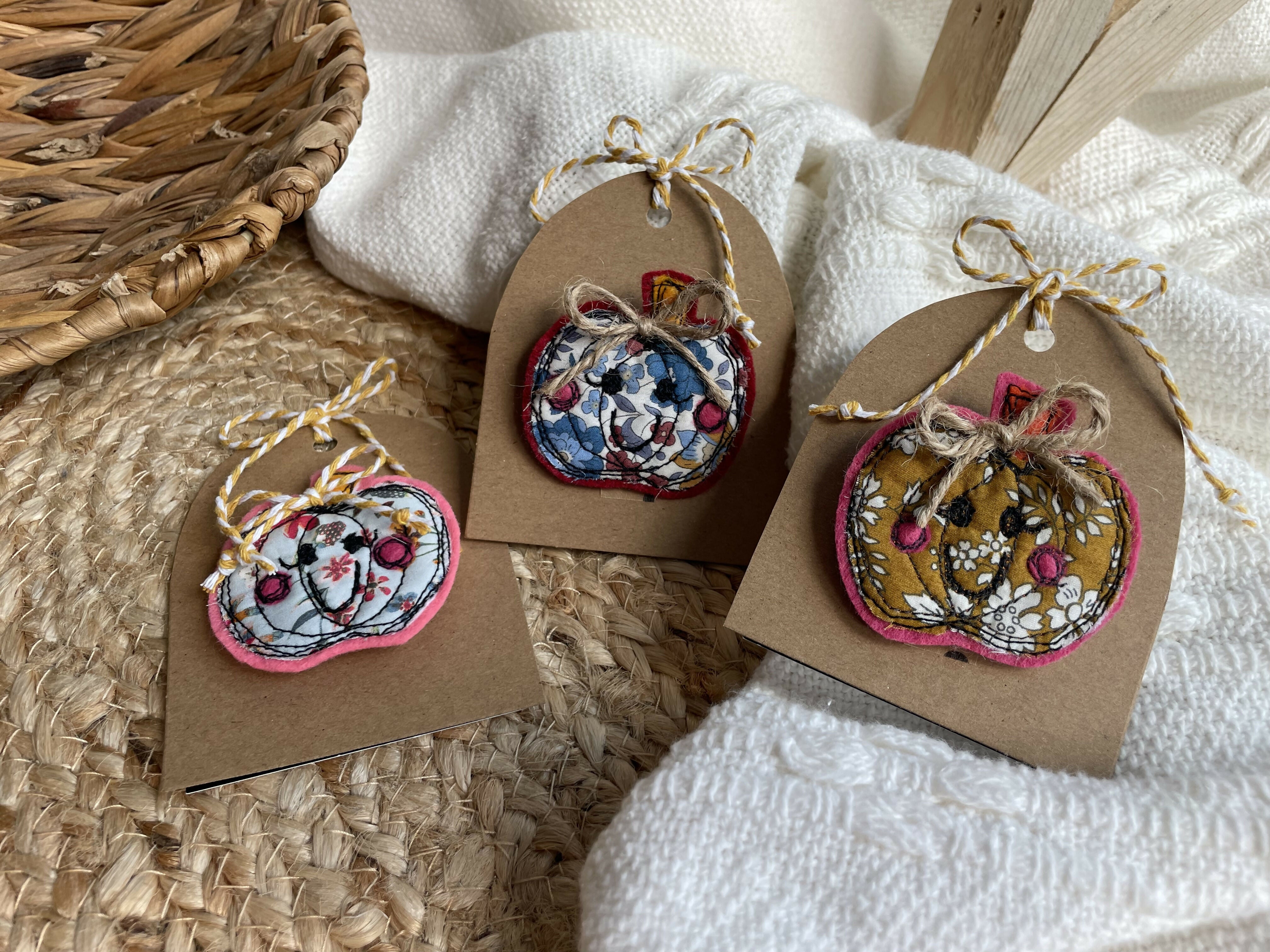 Autumn badge