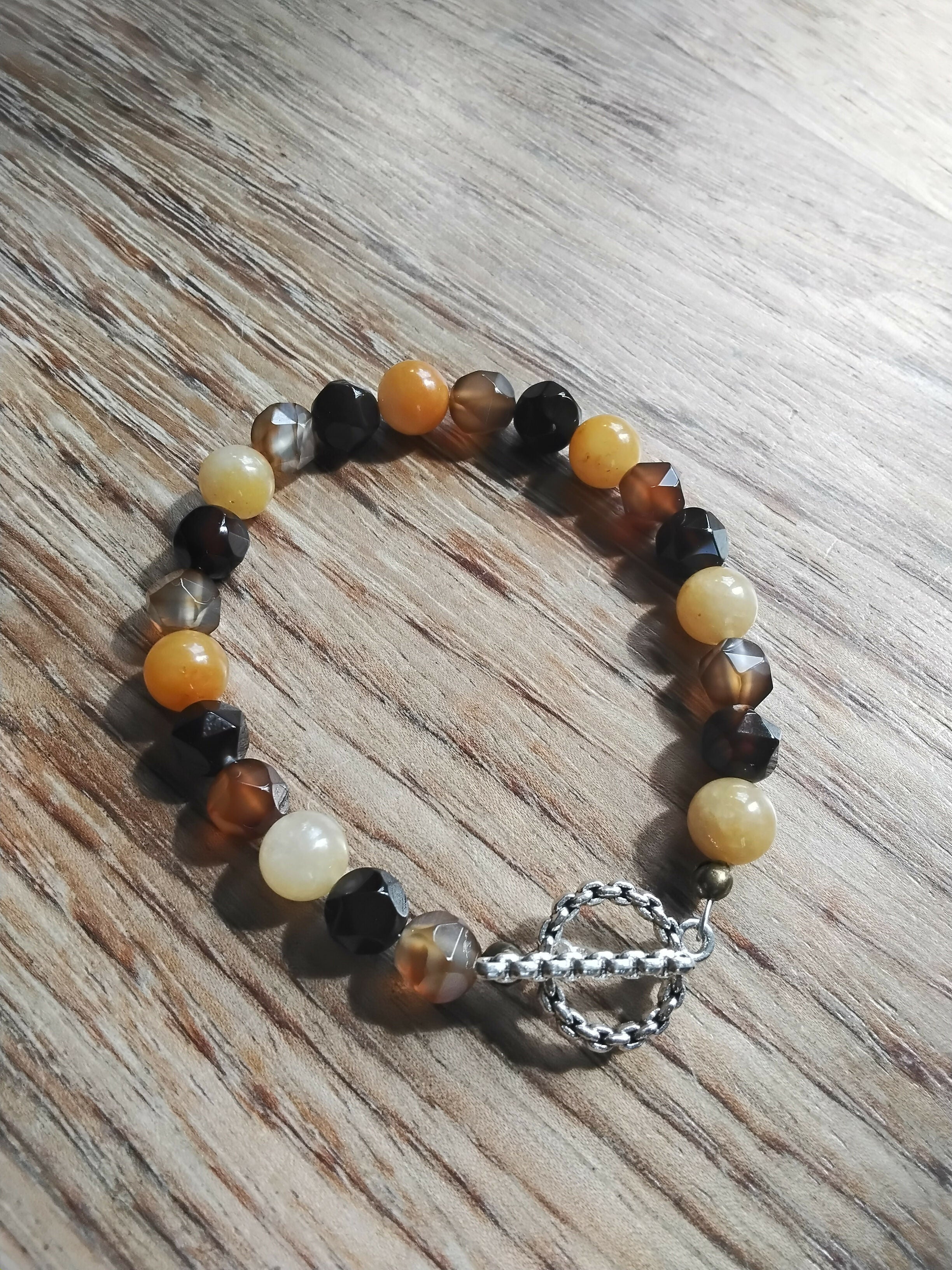 Tibetan Silver Toggle Catch Bracelet with Faceted Indian Agate and Yellow Jade.