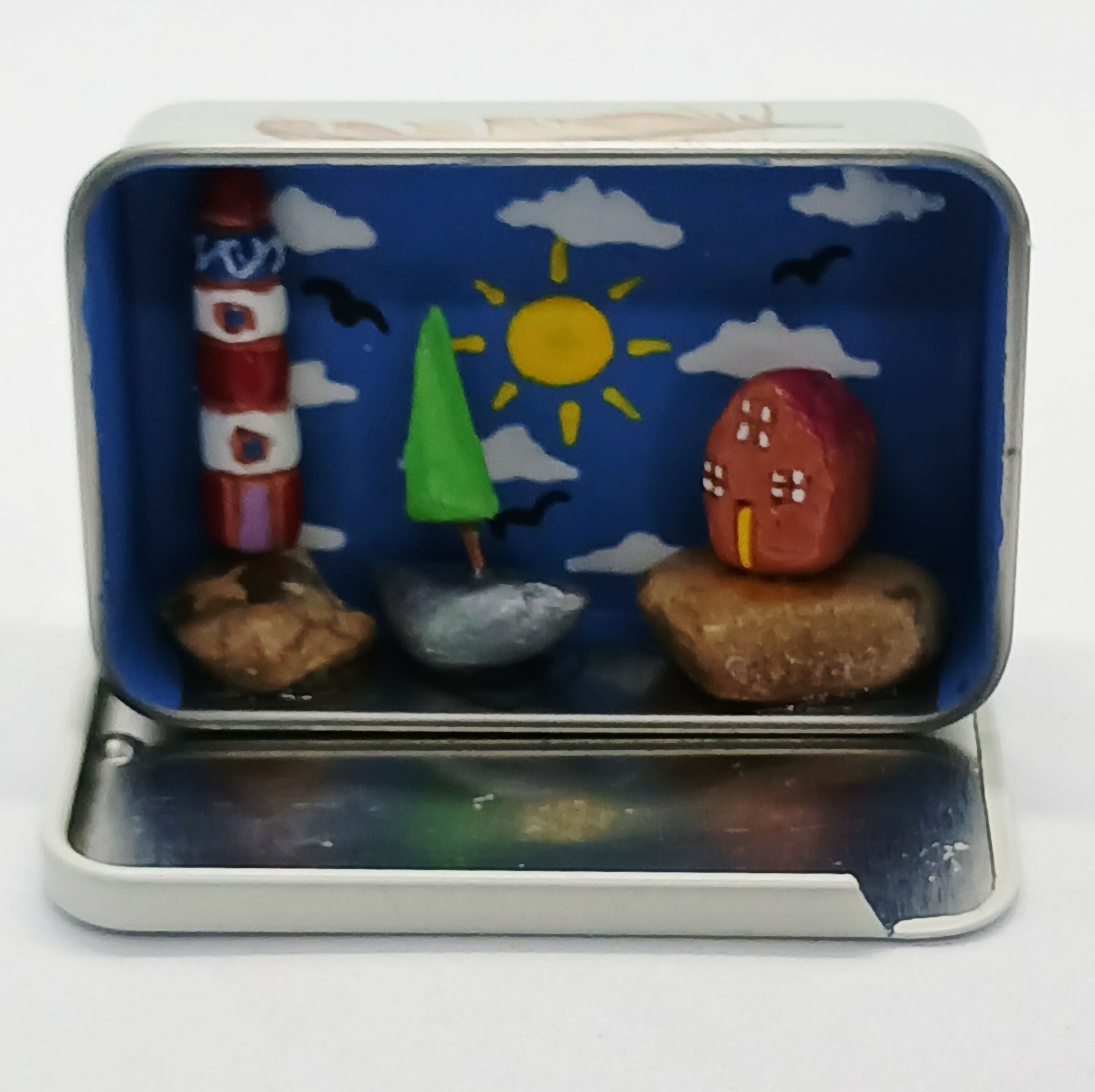 Mini Coastal Scene Tin