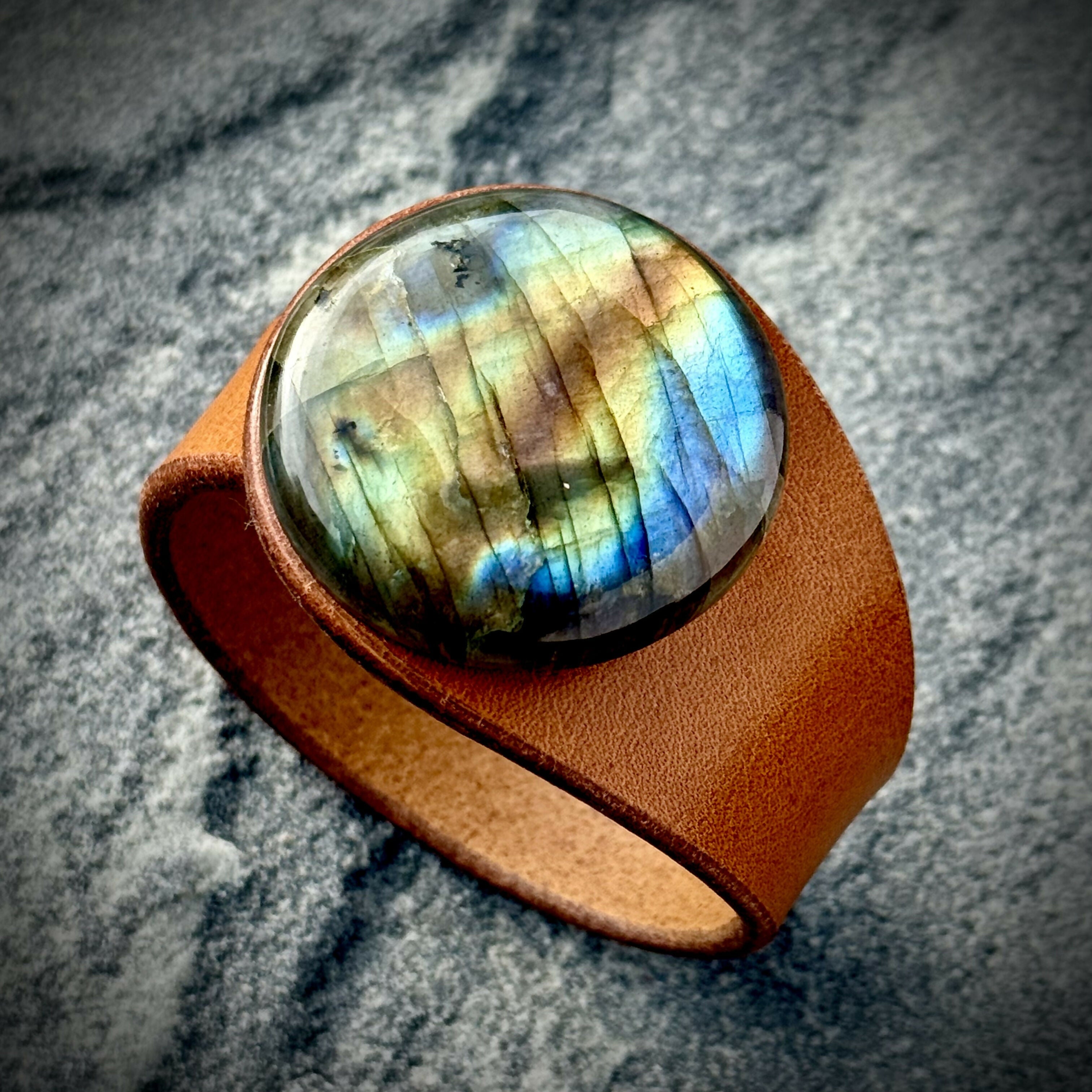 Handcrafted Natural Leather & Labradorite Gemstone Bracelet - Size S or M