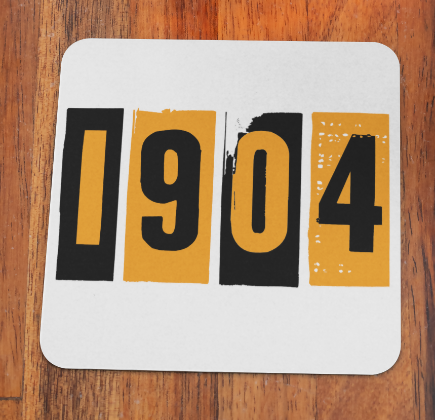 squared-coaster-mockup-placed-over-a-wooden-surface-by-some-cocktails-27791 (2)