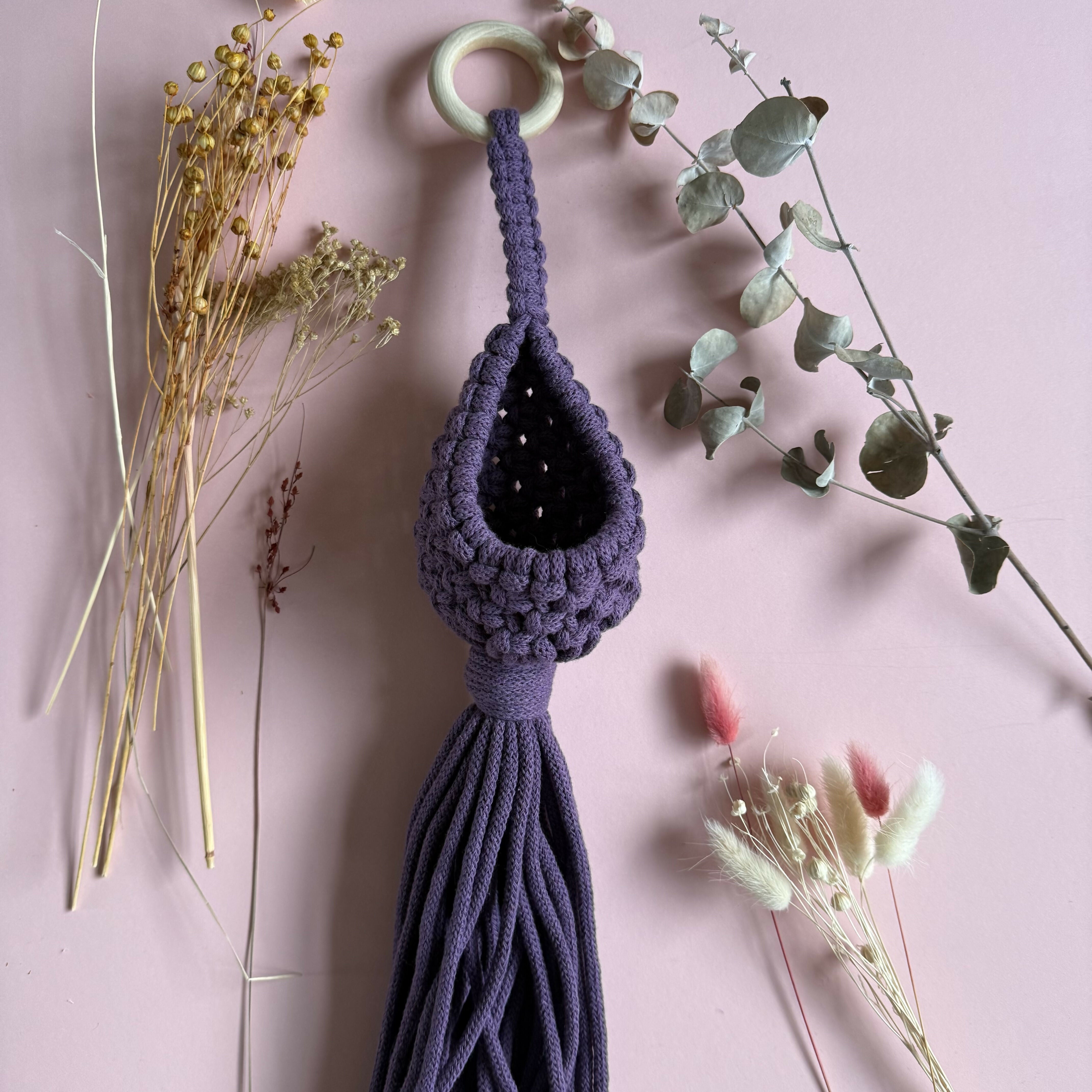 Macrame Plant Pod Hanger