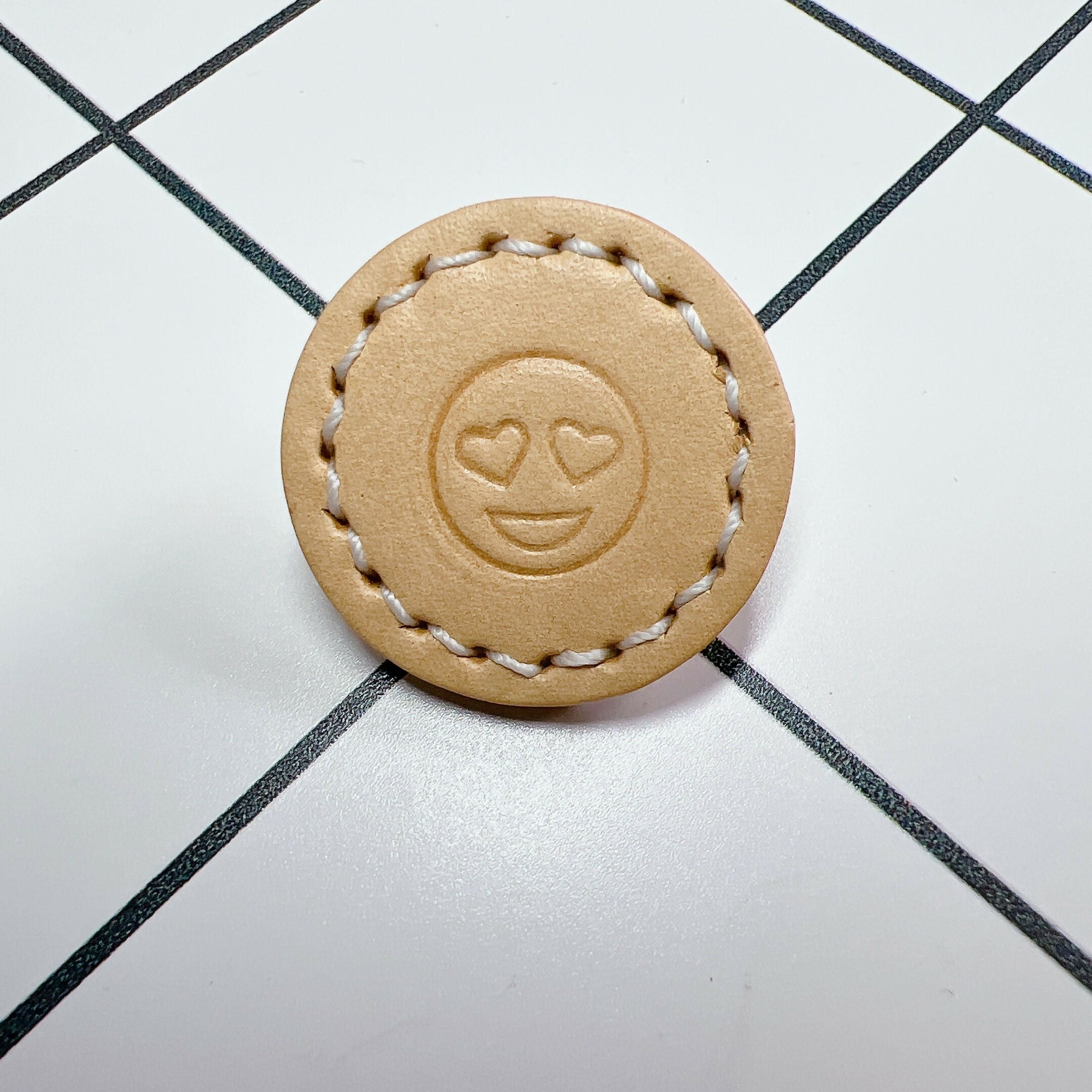Embossed Emoji Leather Pin - Heart Eyes (30 mm)