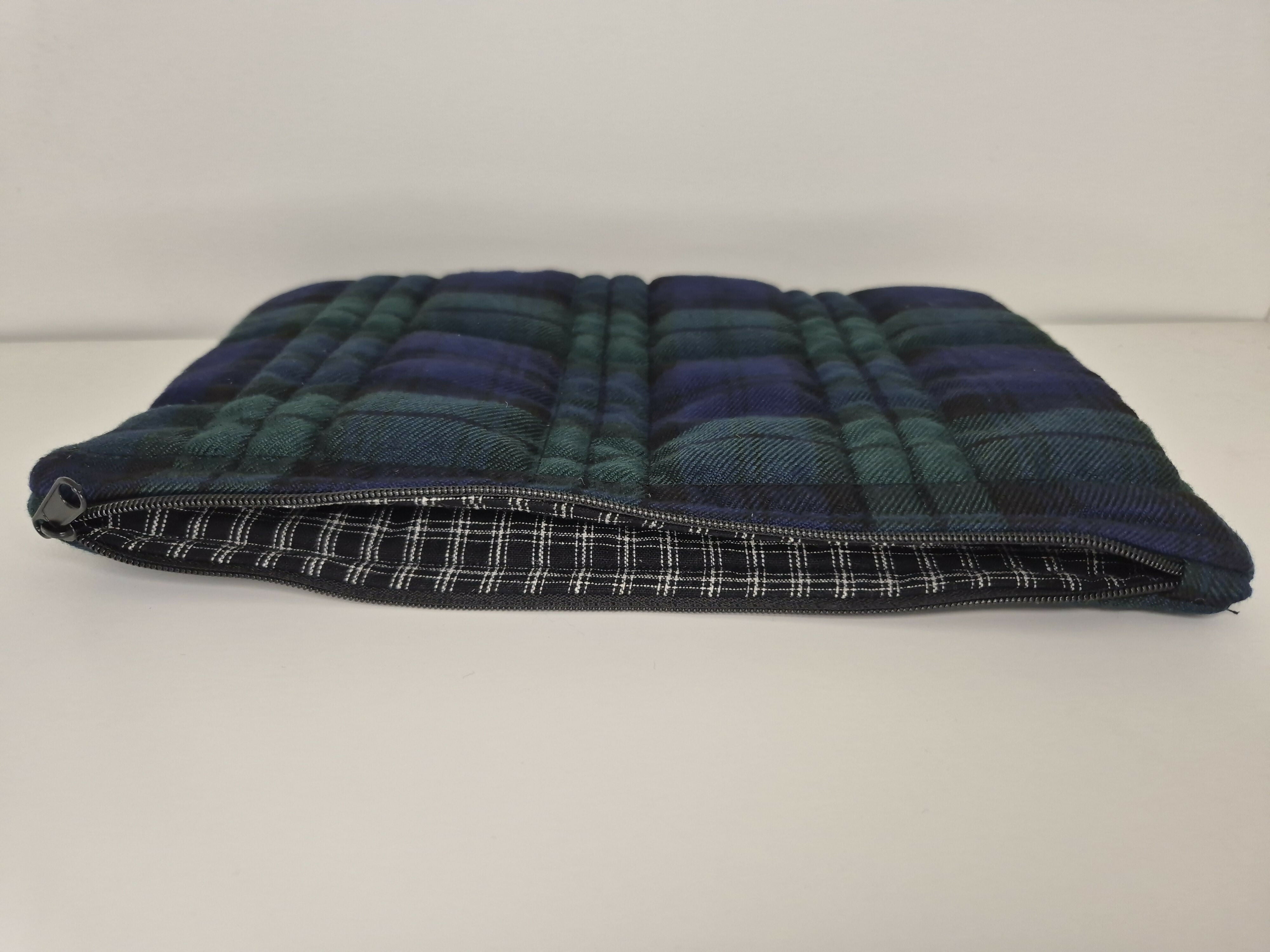 Quilted Christmas Purse Pouch