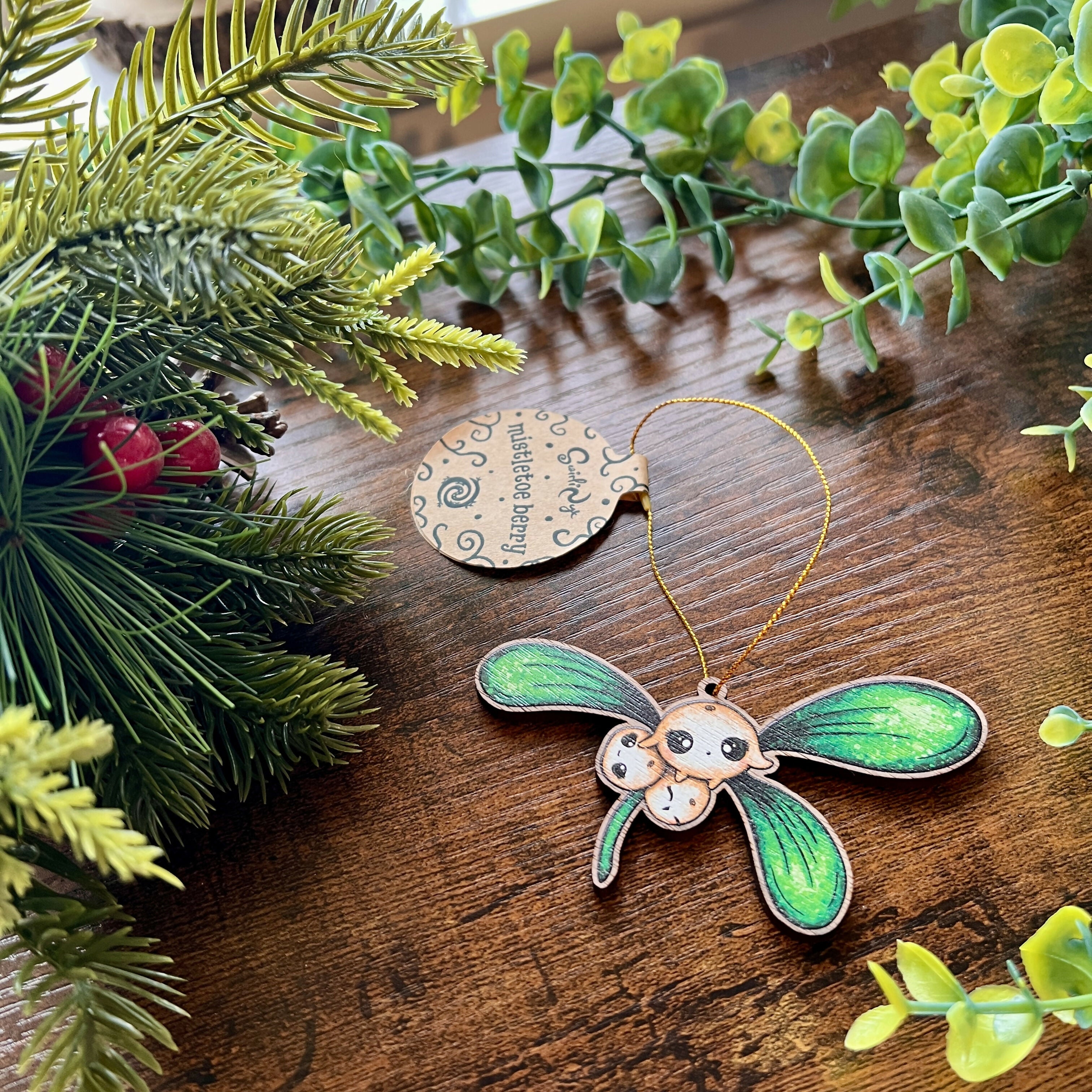 Mistletoe Berries Wooden Decoration