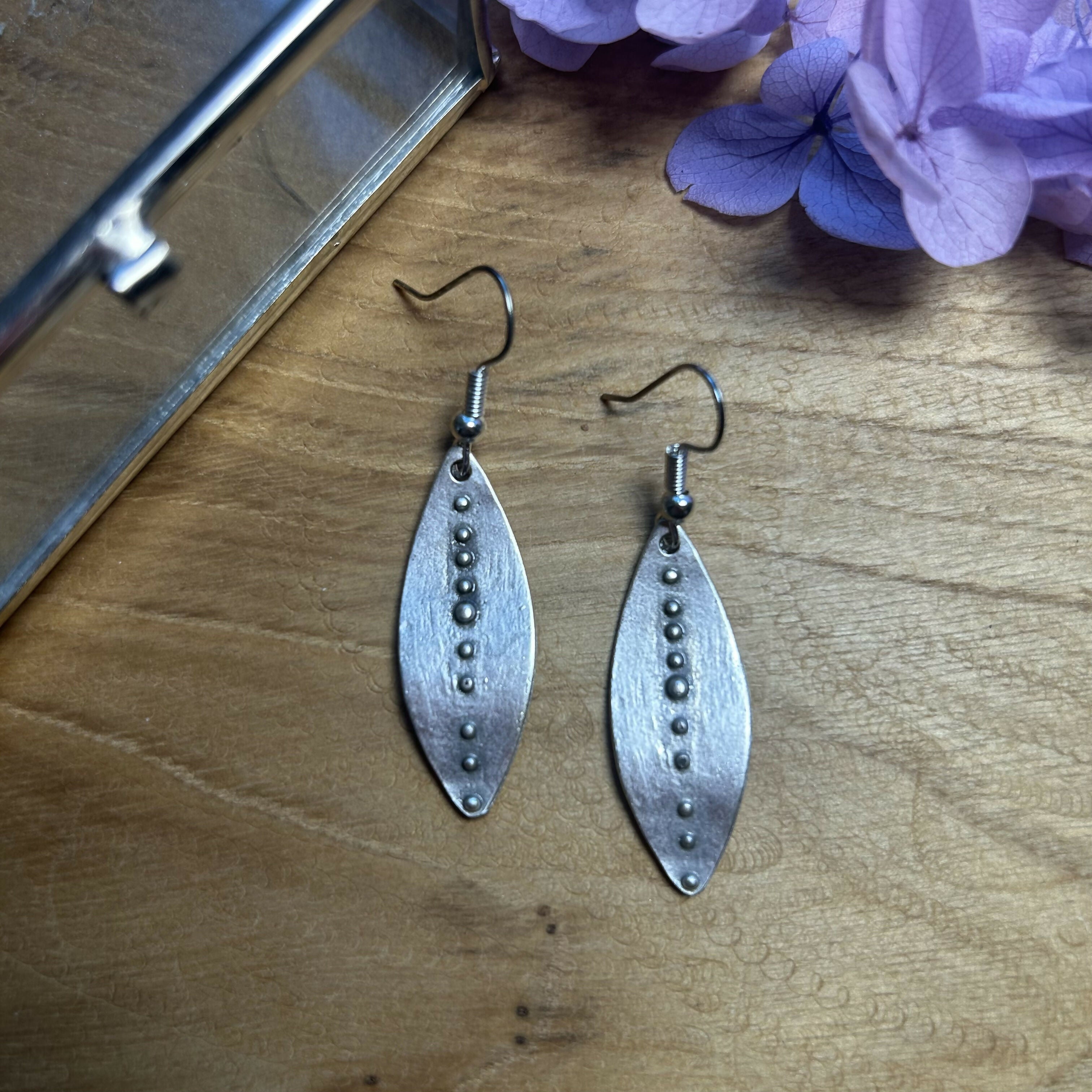 Lovely Abstract Leaf Earrings