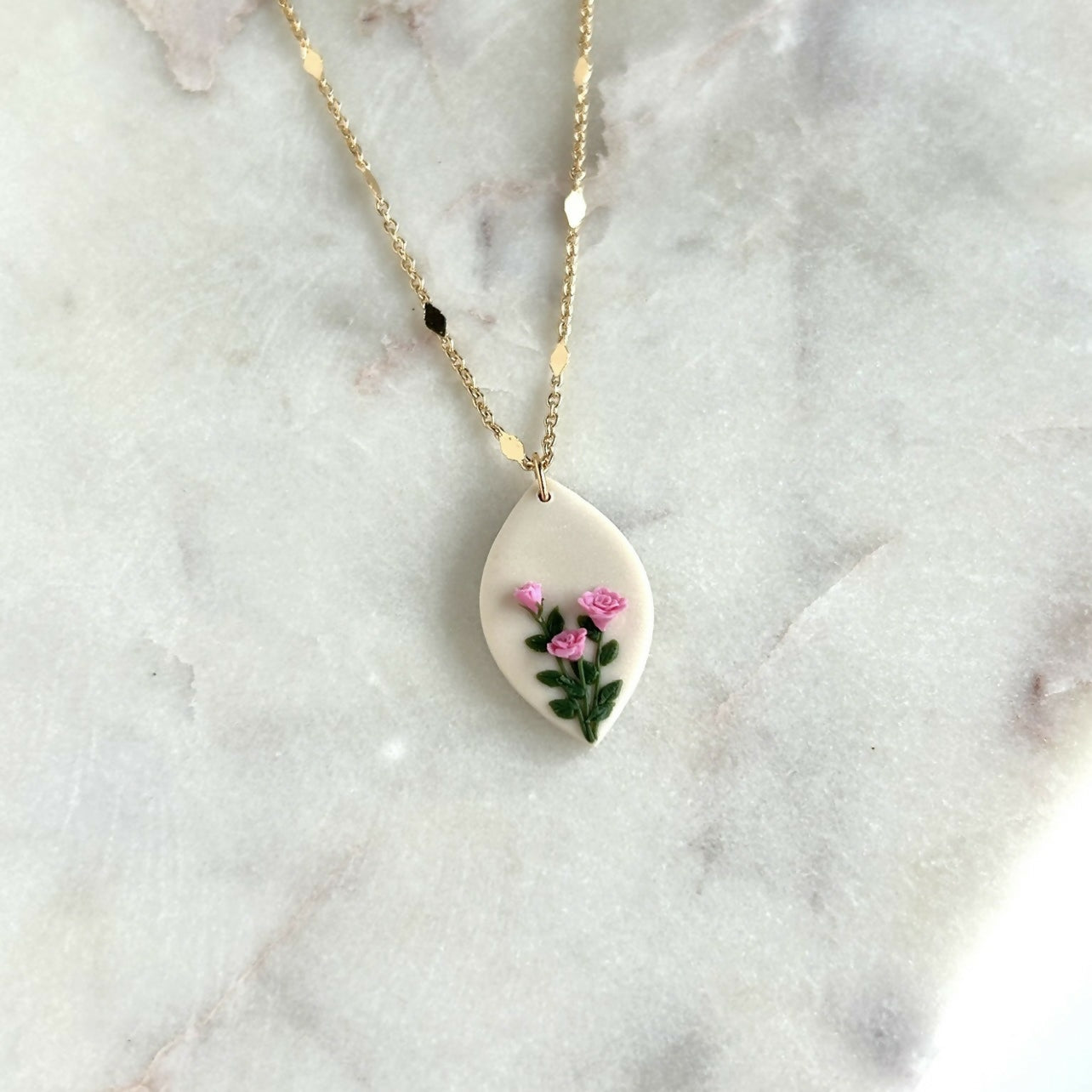 Pink Roses Flowers Necklace