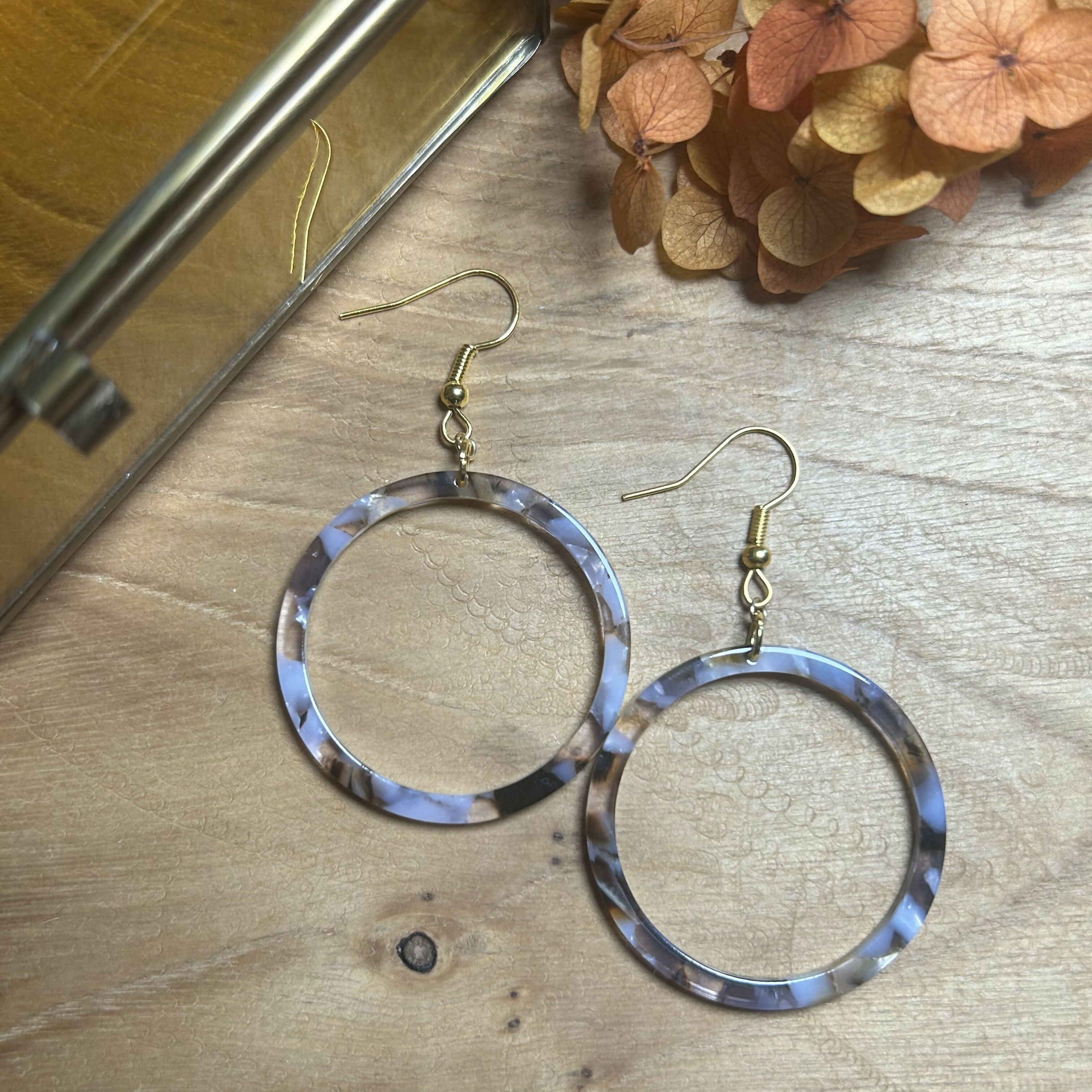 Stunning Tortoiseshell Circle Earrings