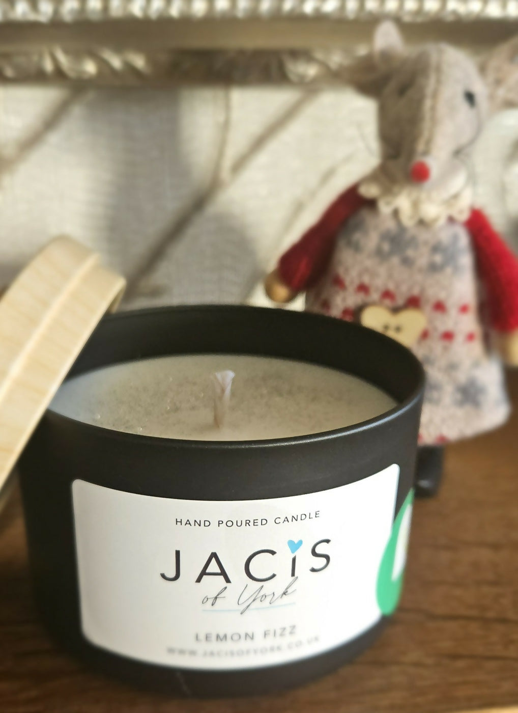 Lemon Fizz Scented Candle Jacis of York