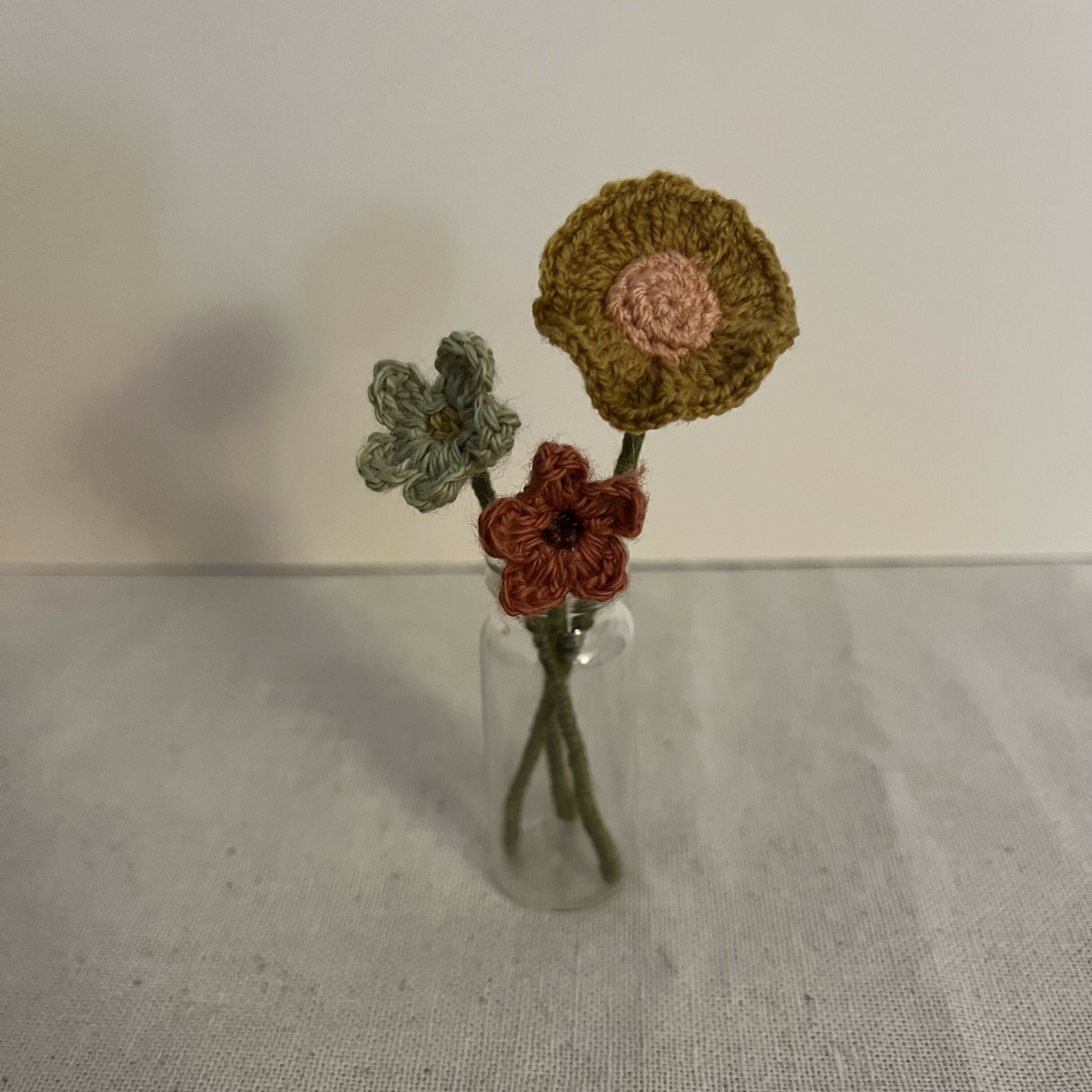 Tiny Crochet Flowers