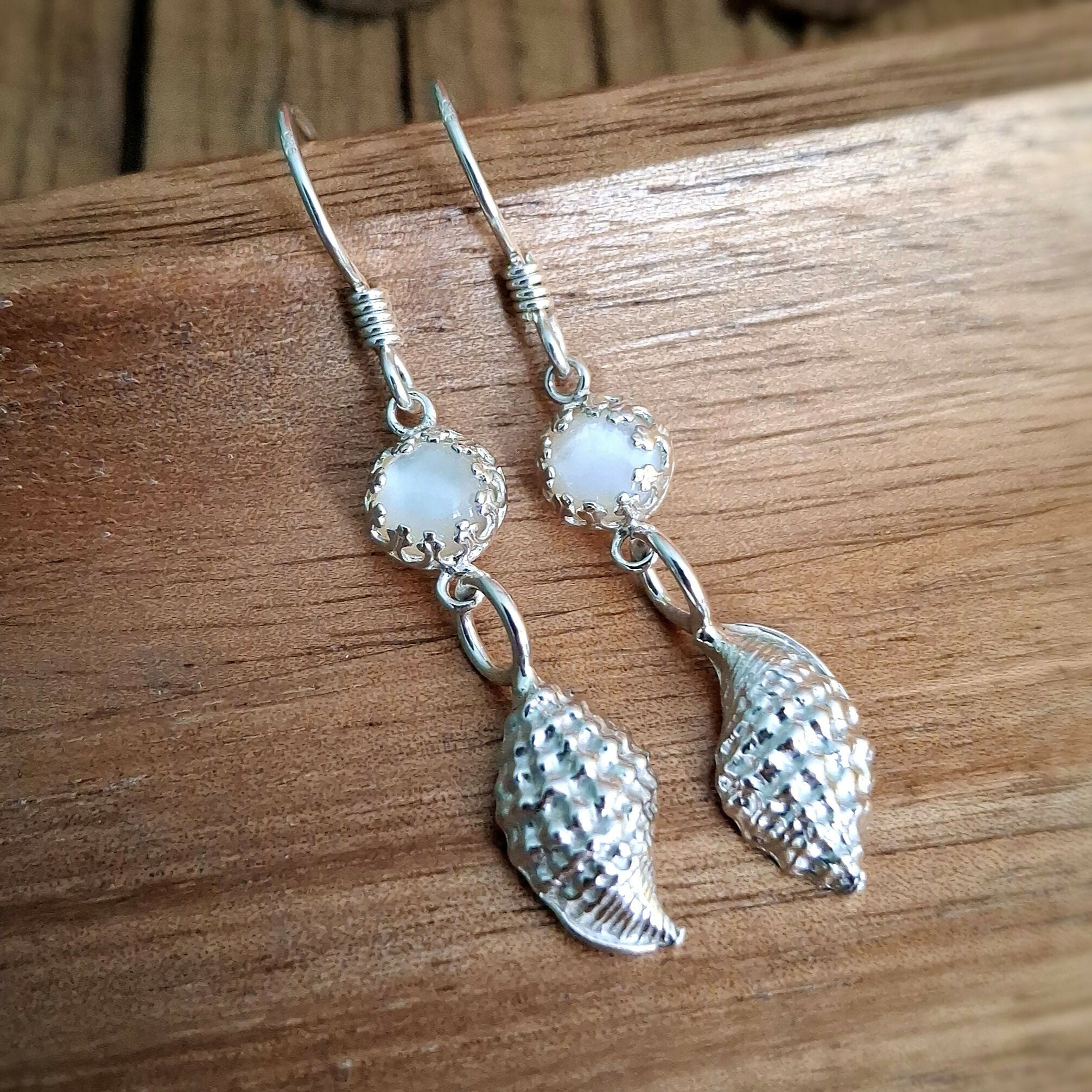 Handmade Textured Silver Shell Earrings With Mother of Pearl