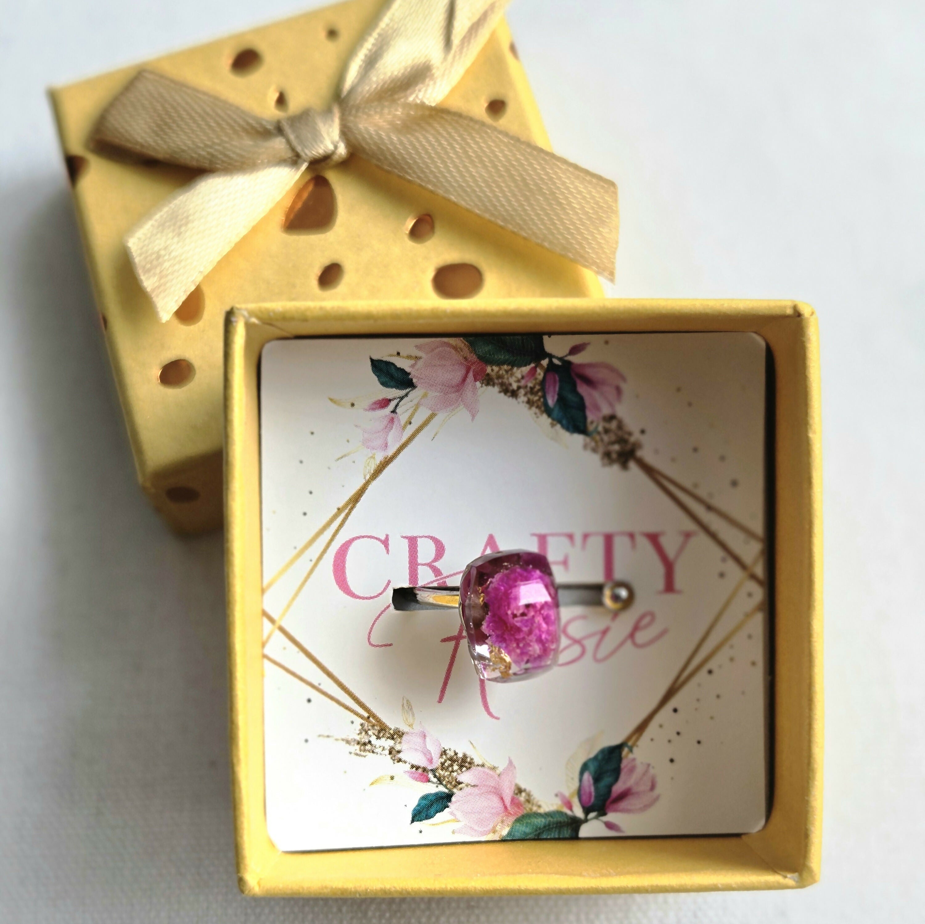 Stainless Steel Real Dried Gypsophila Flower Ring