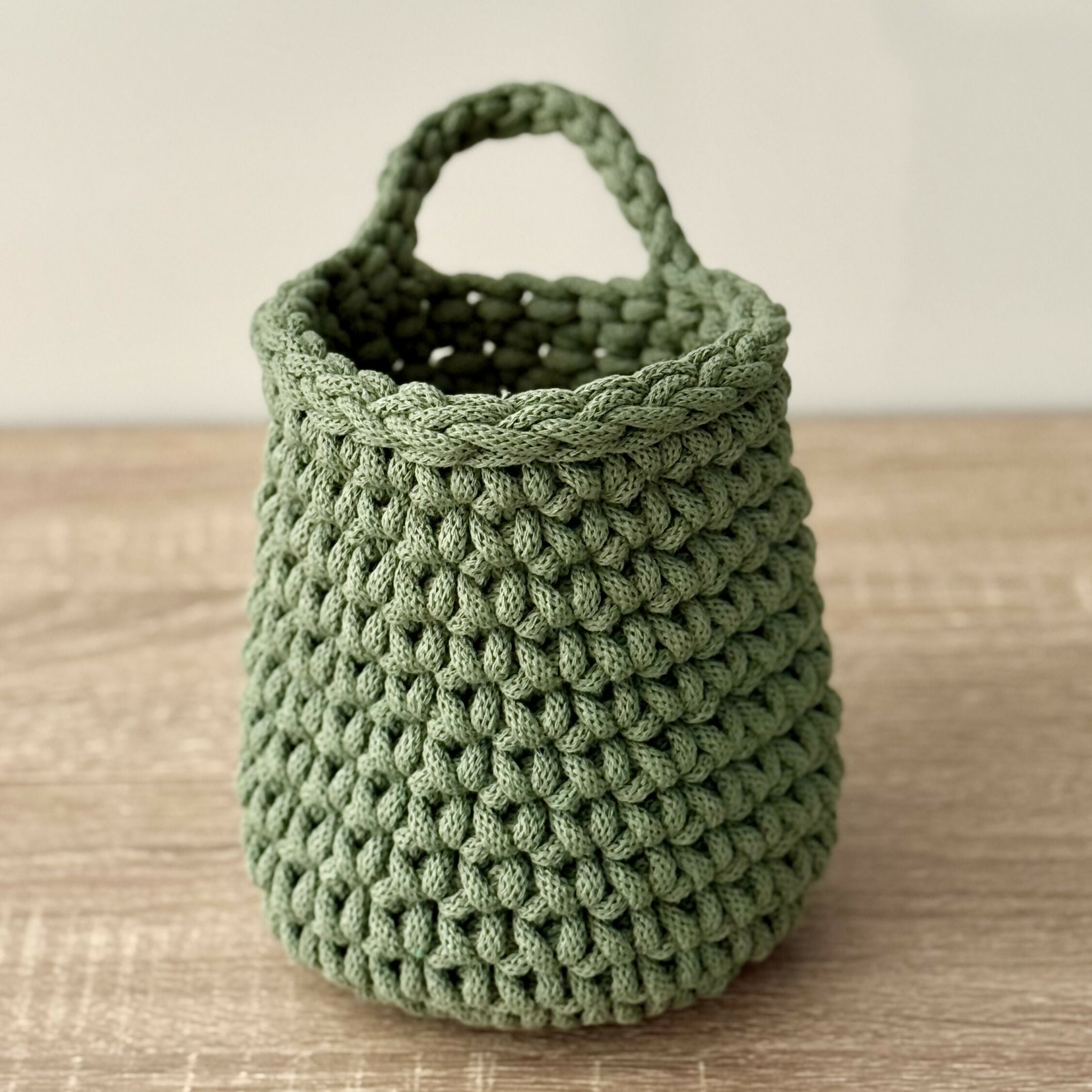 Crochet Small Hanging Basket
