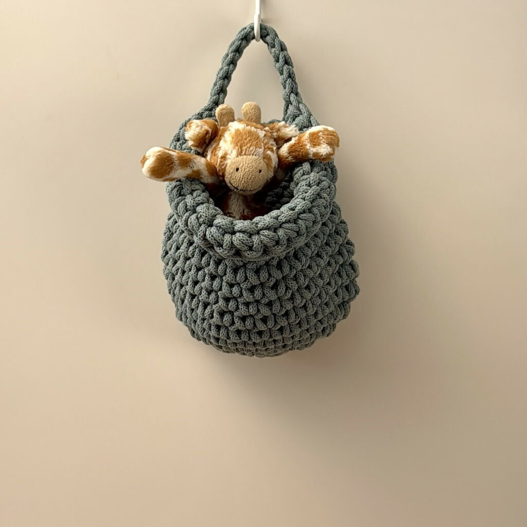 Crochet Hanging Basket