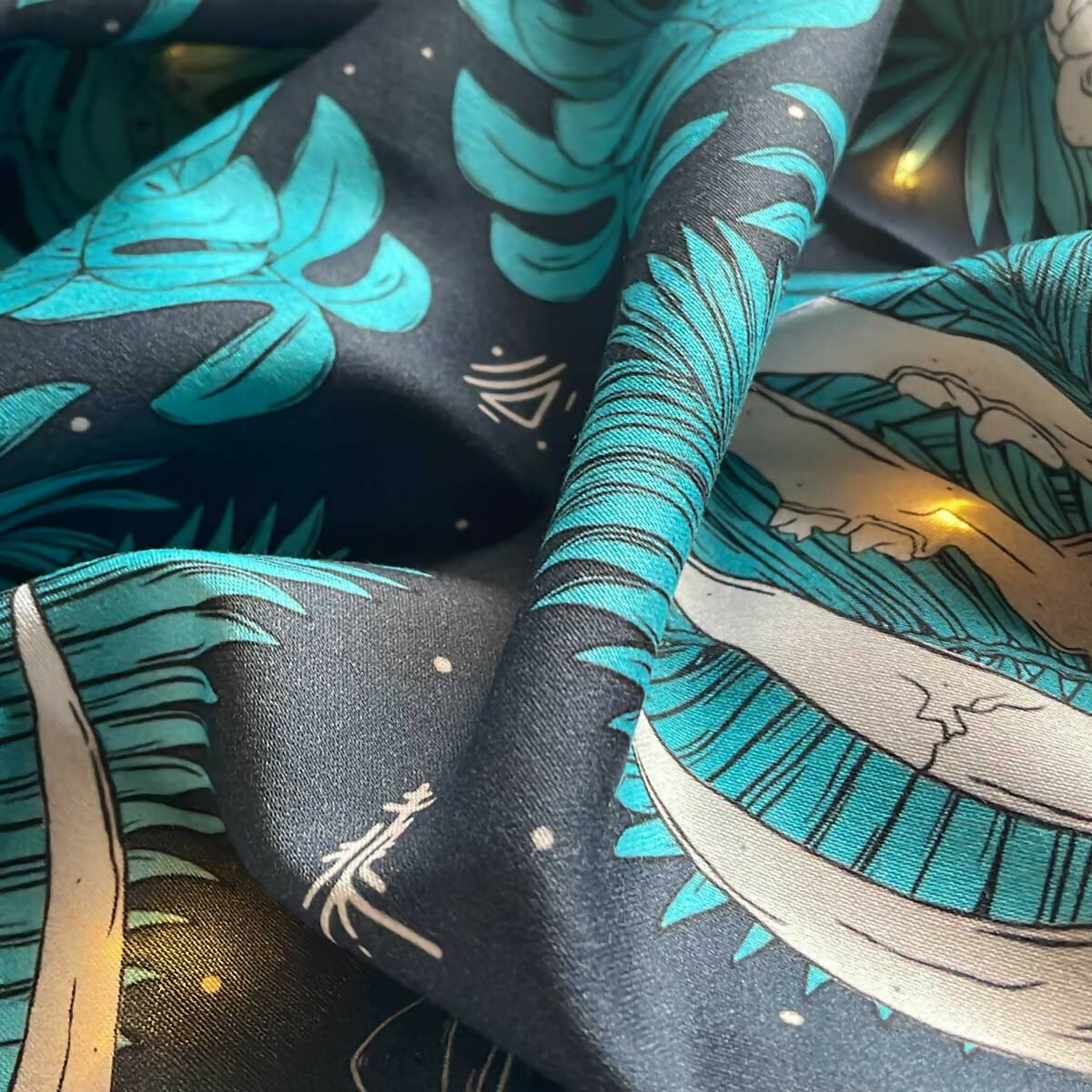 Skulls & Leaves in Tiles Bandana