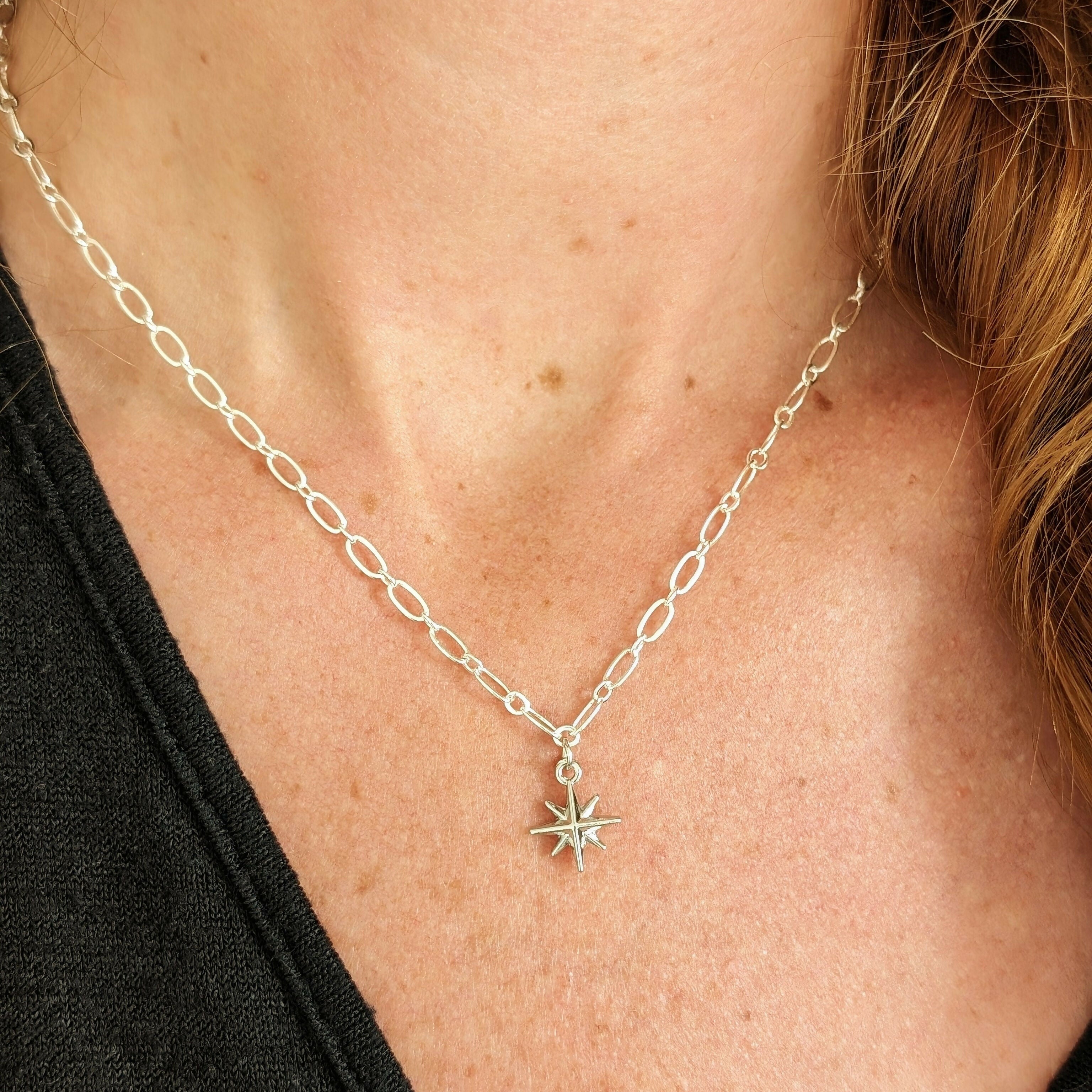 Silver 3D Star Necklace on Silver Plated Oval Chain