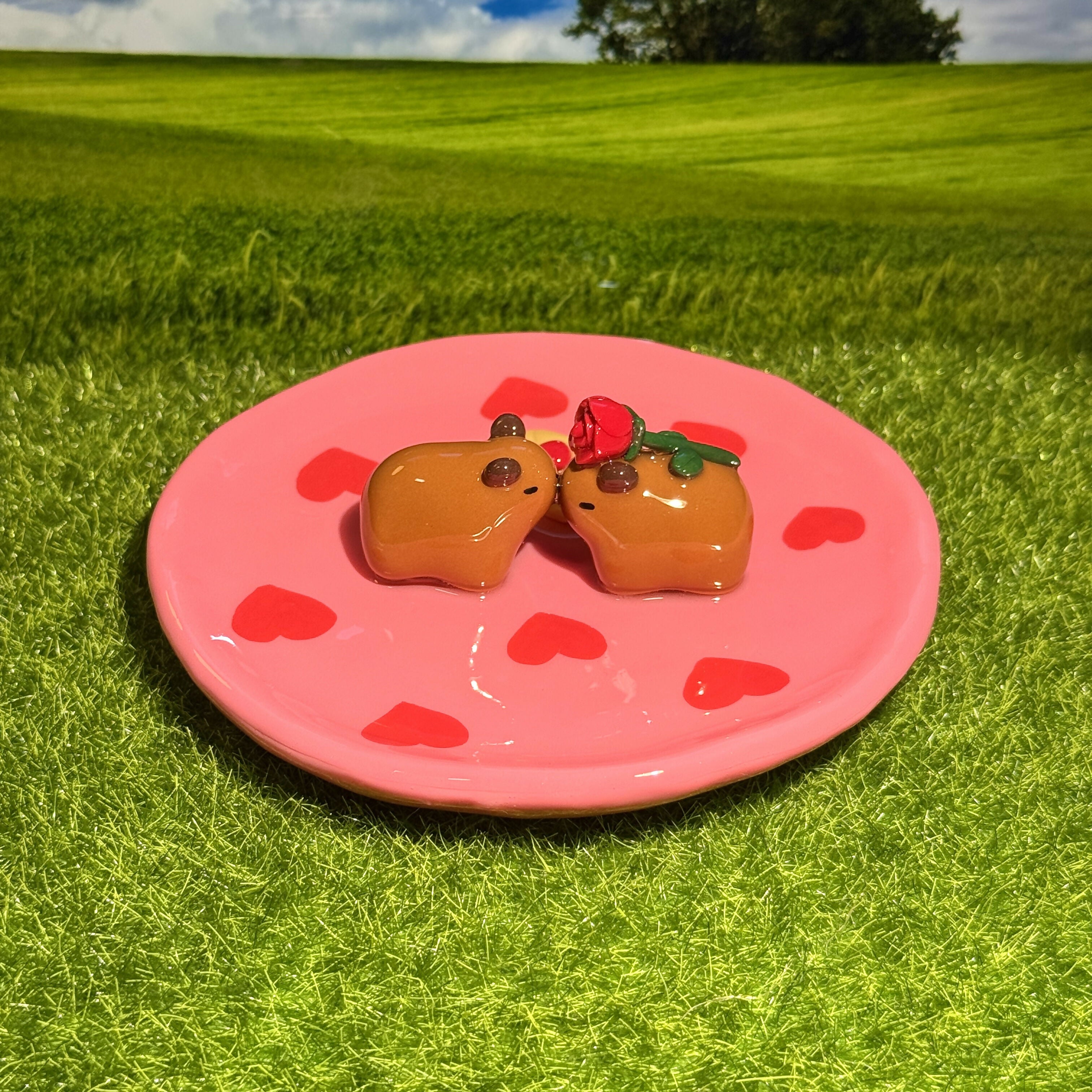Valentine's Capybara Lovers Trinket Dish