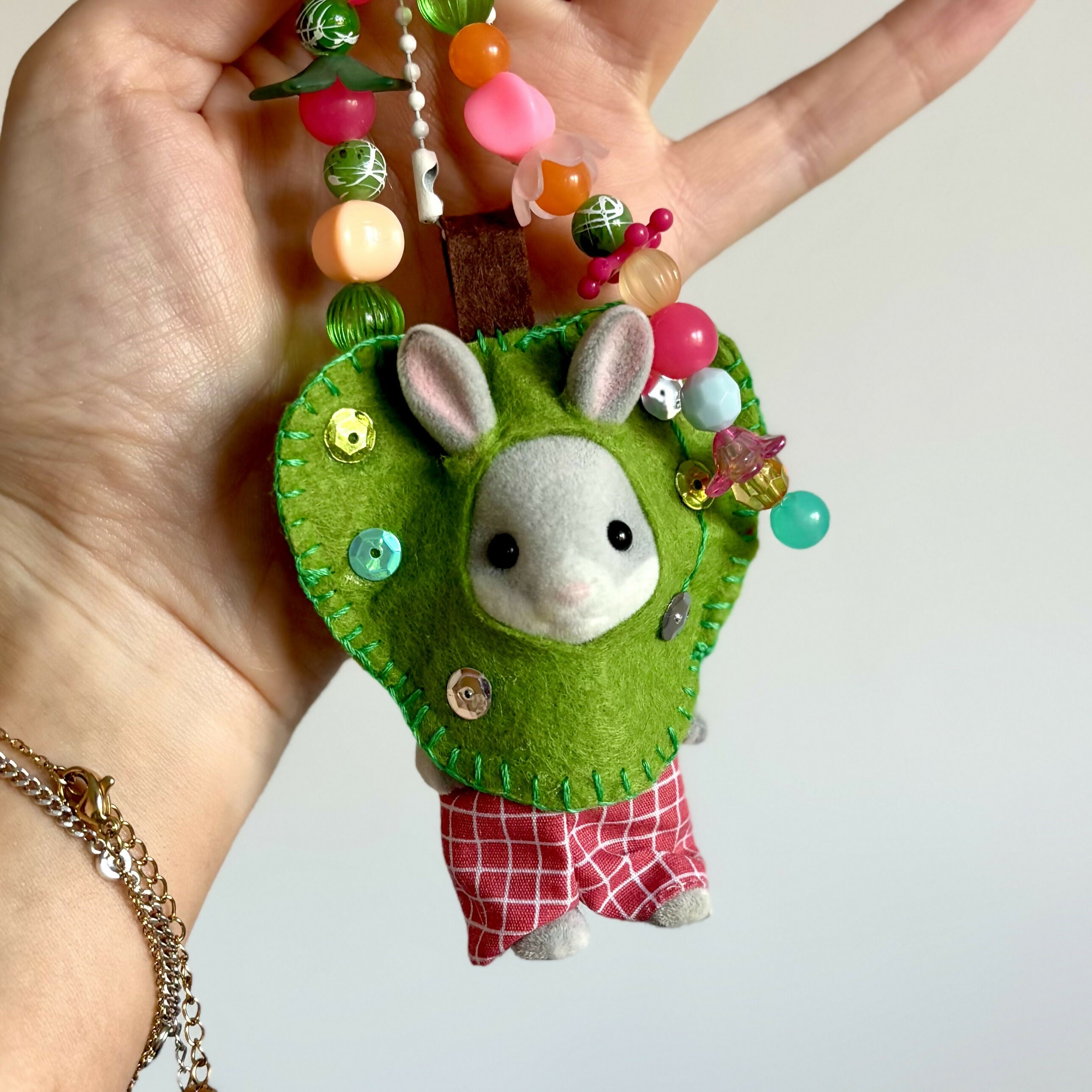 Apple Bunny Green Felt Keyring