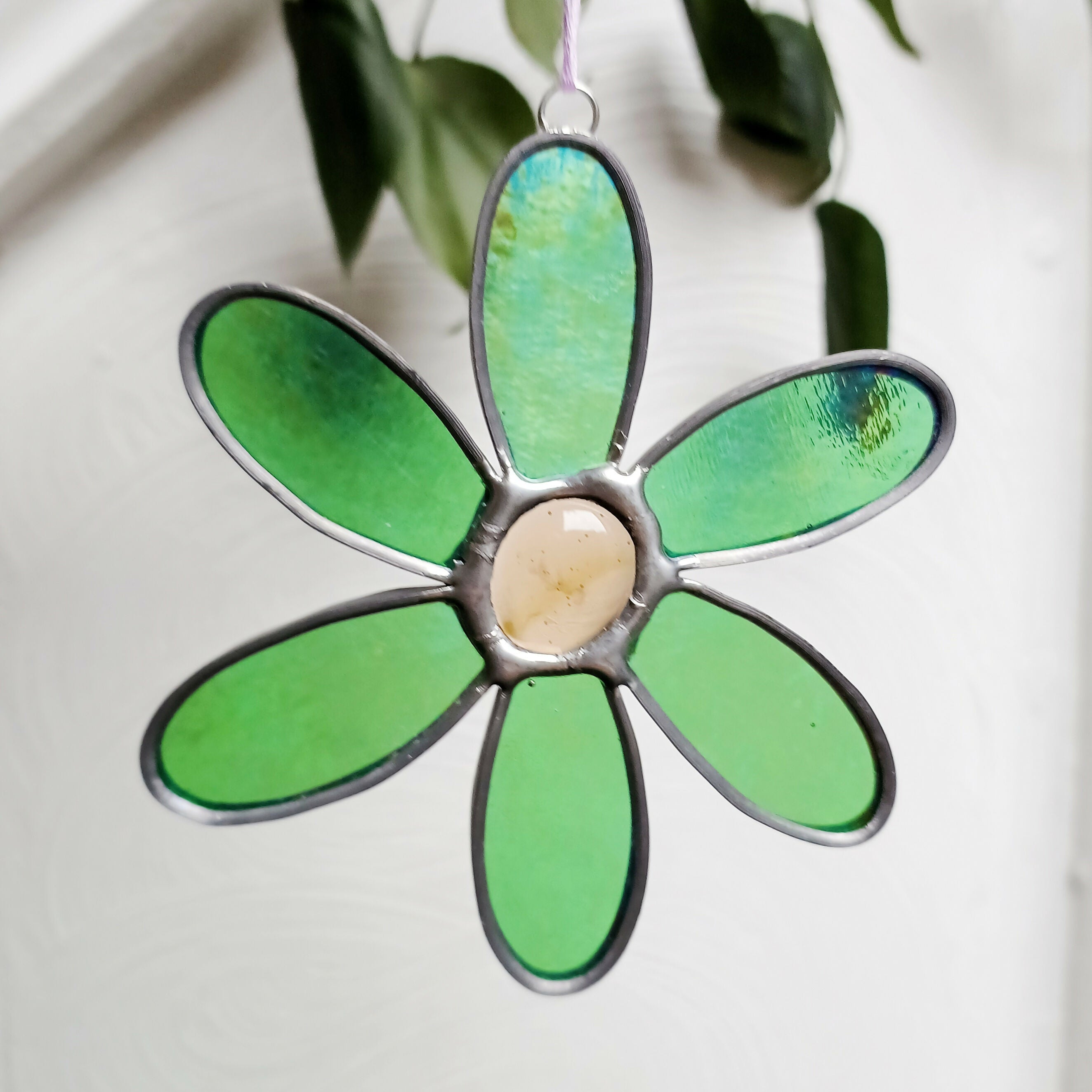 Green Stained Glass Daisy Flower Suncatcher