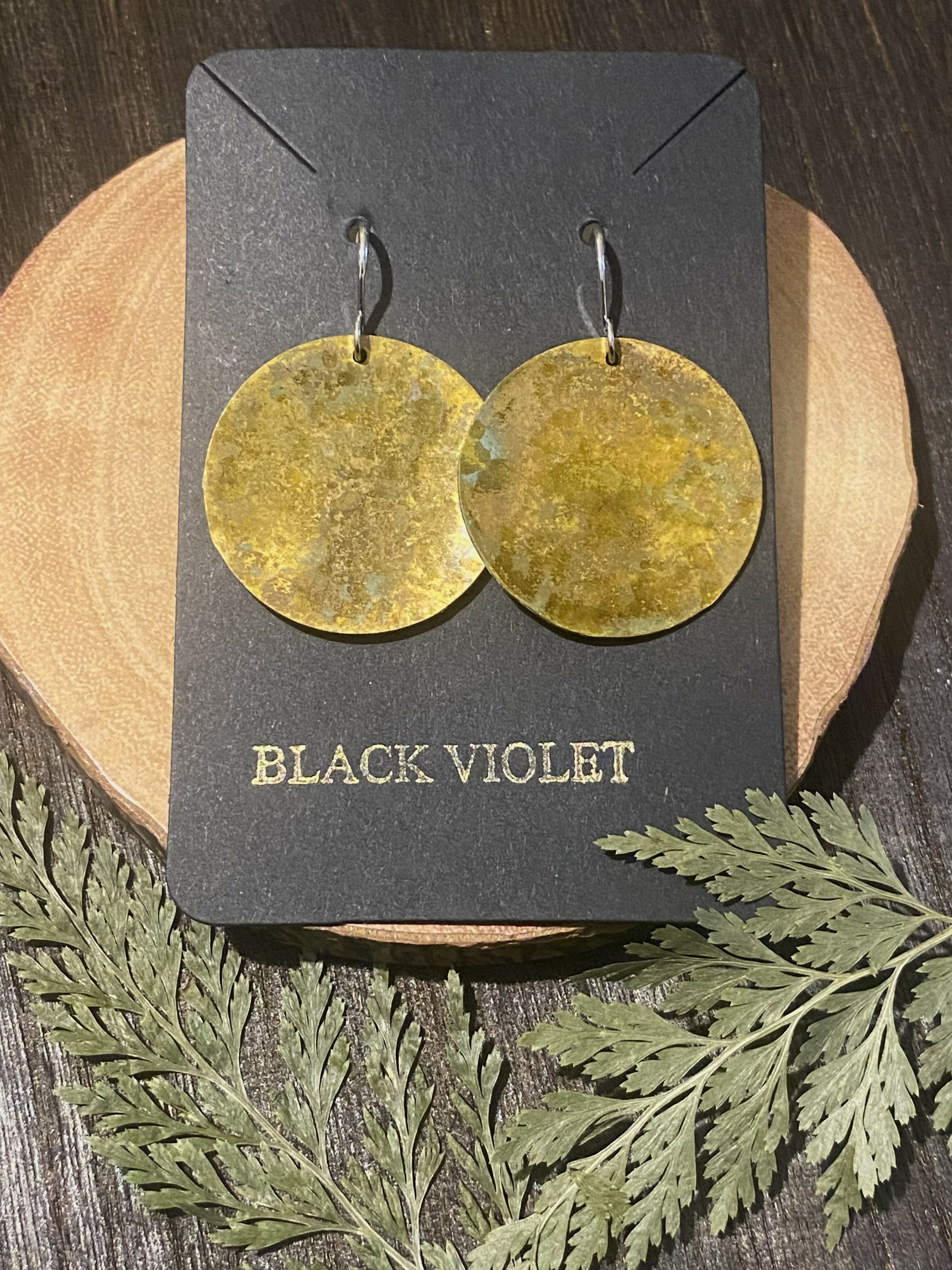 TEXTURED BRASS CIRCLE EARRINGS
