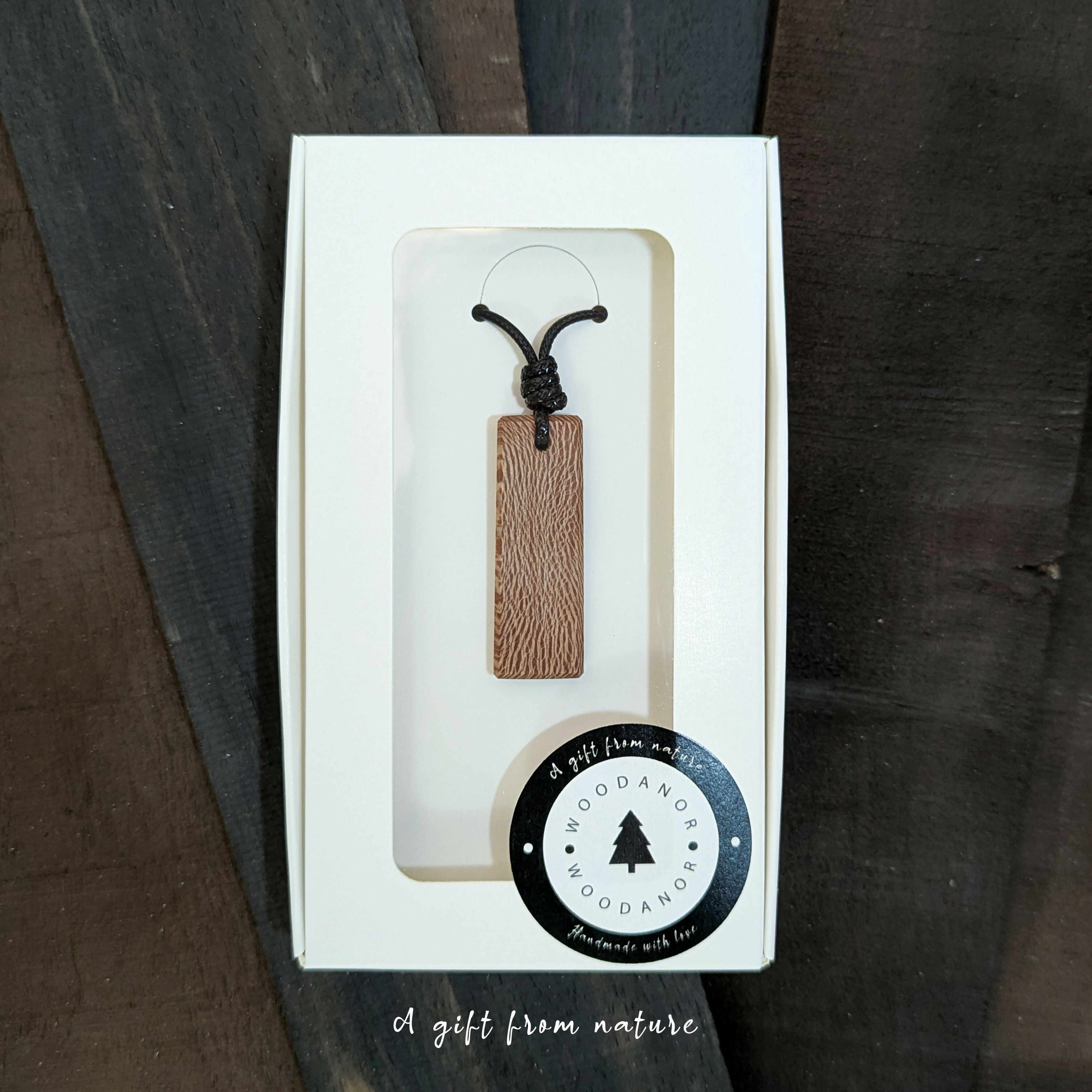 Natural Grain Wood Pendant