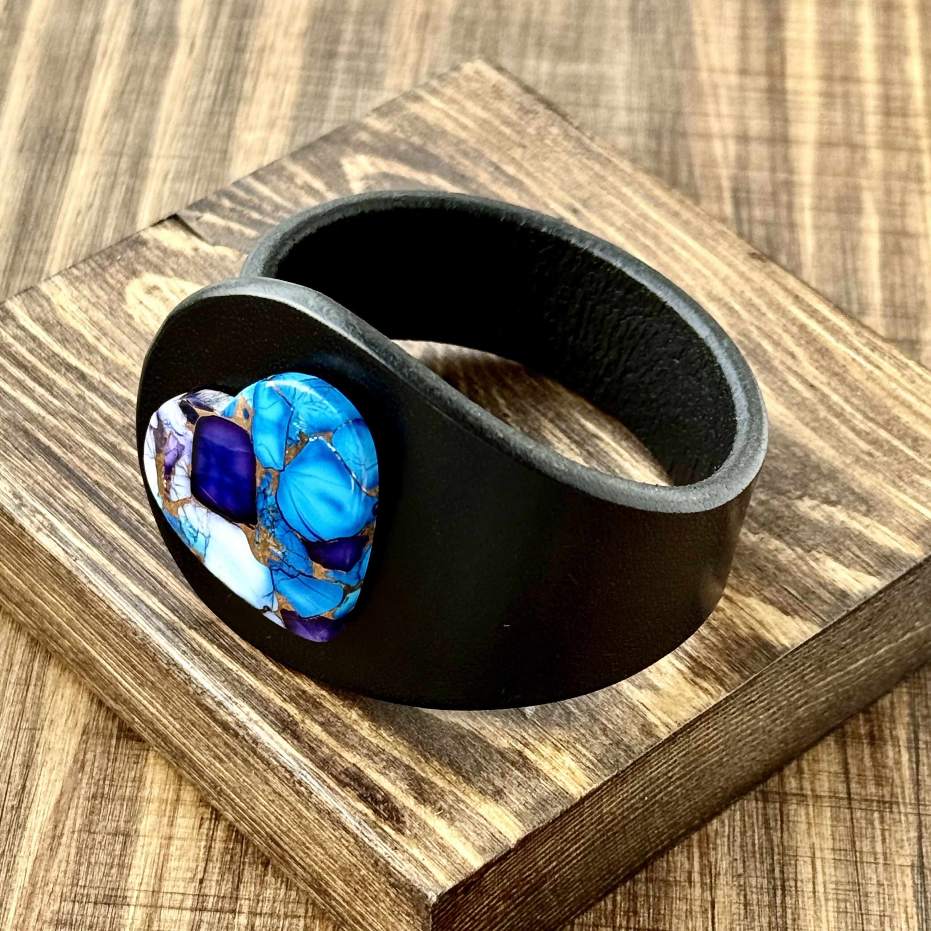 Handcrafted Natural Leather & Heart-Shaped Ice Dahlia Turquoise Gemstone Bracelet - Size S or M