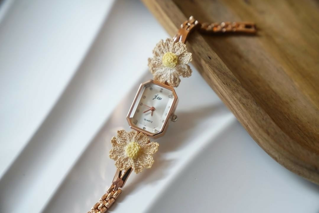 Cosmos Flower Women's Watch