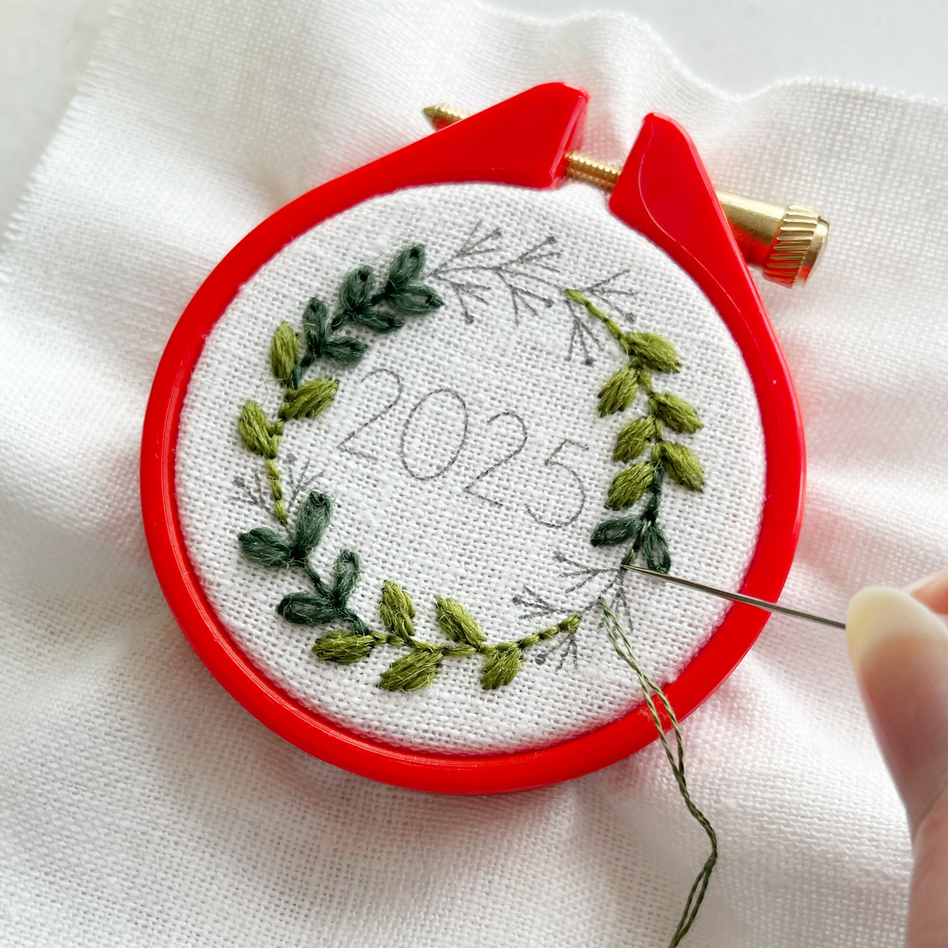 Year Wreath Embroidery Kit