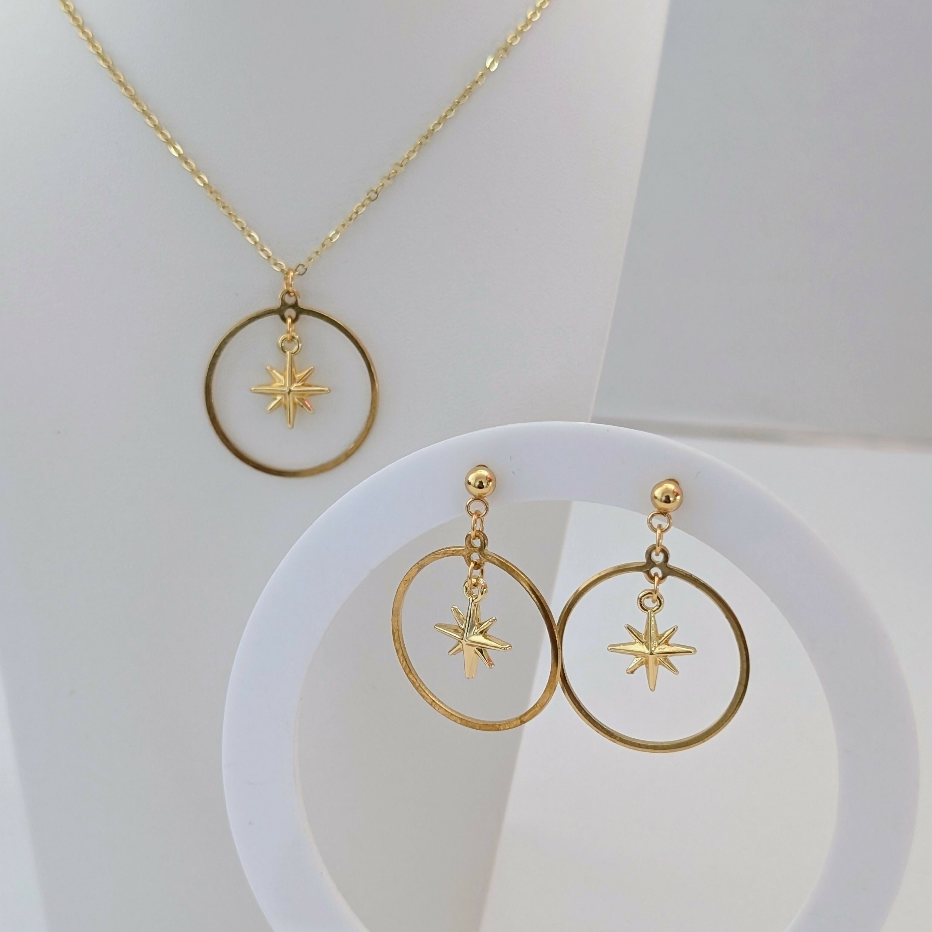 Chunky 3D Gold Star Circle Earrings on Gold Plated Stud