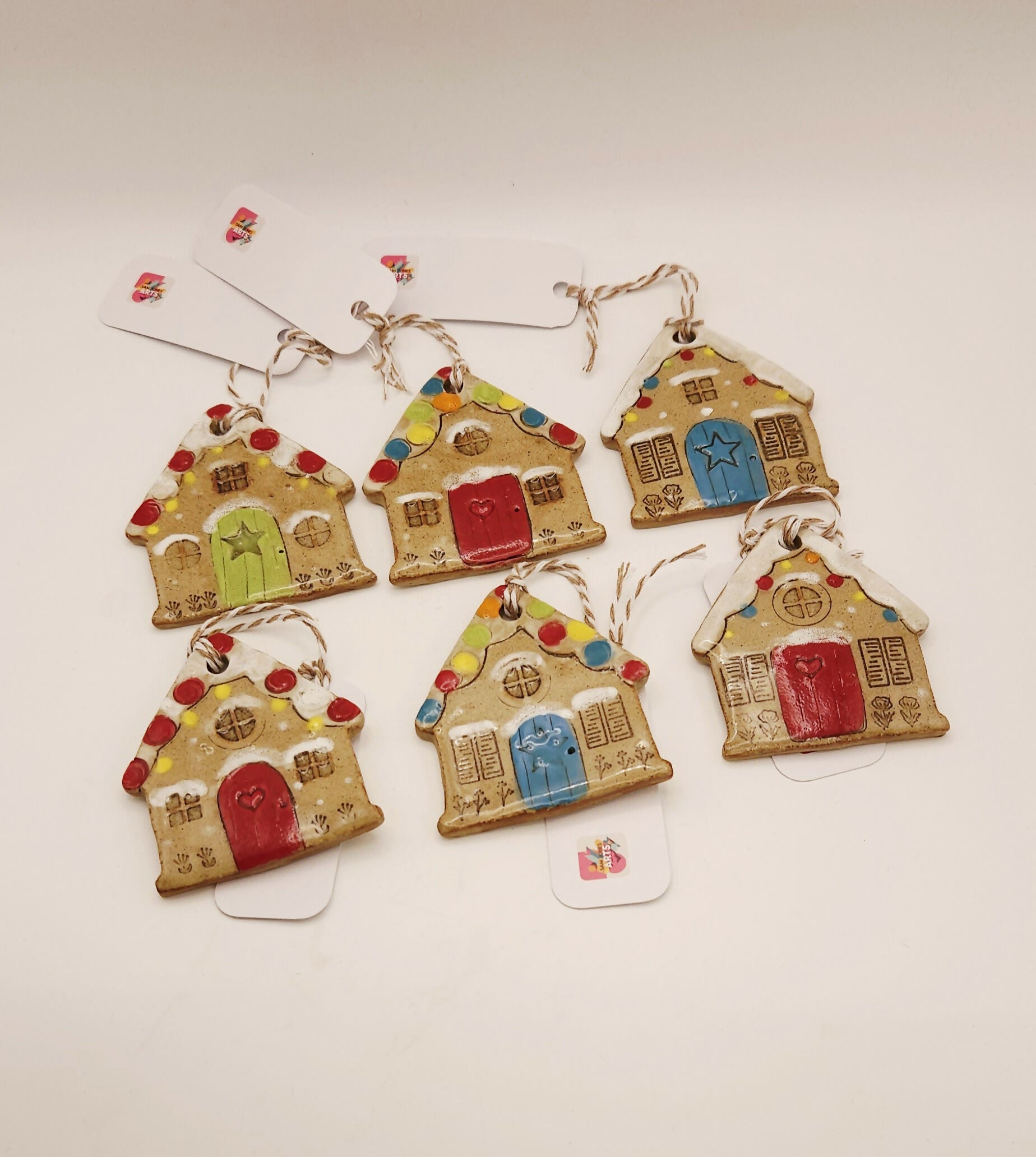 DELIGHTFUL GINGERBREAD HANGING DECORATION