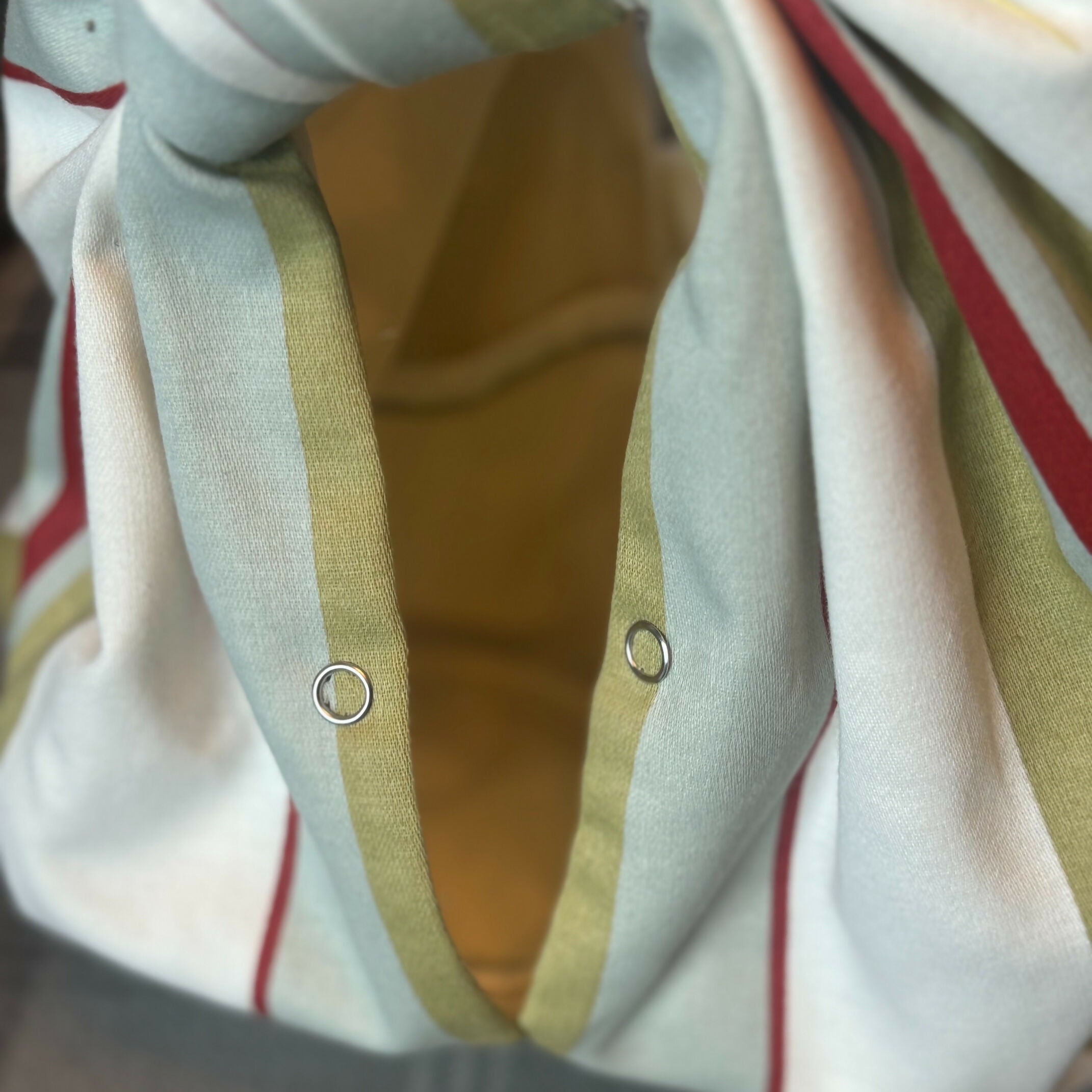 Unique Bag Knot Handle Handbag