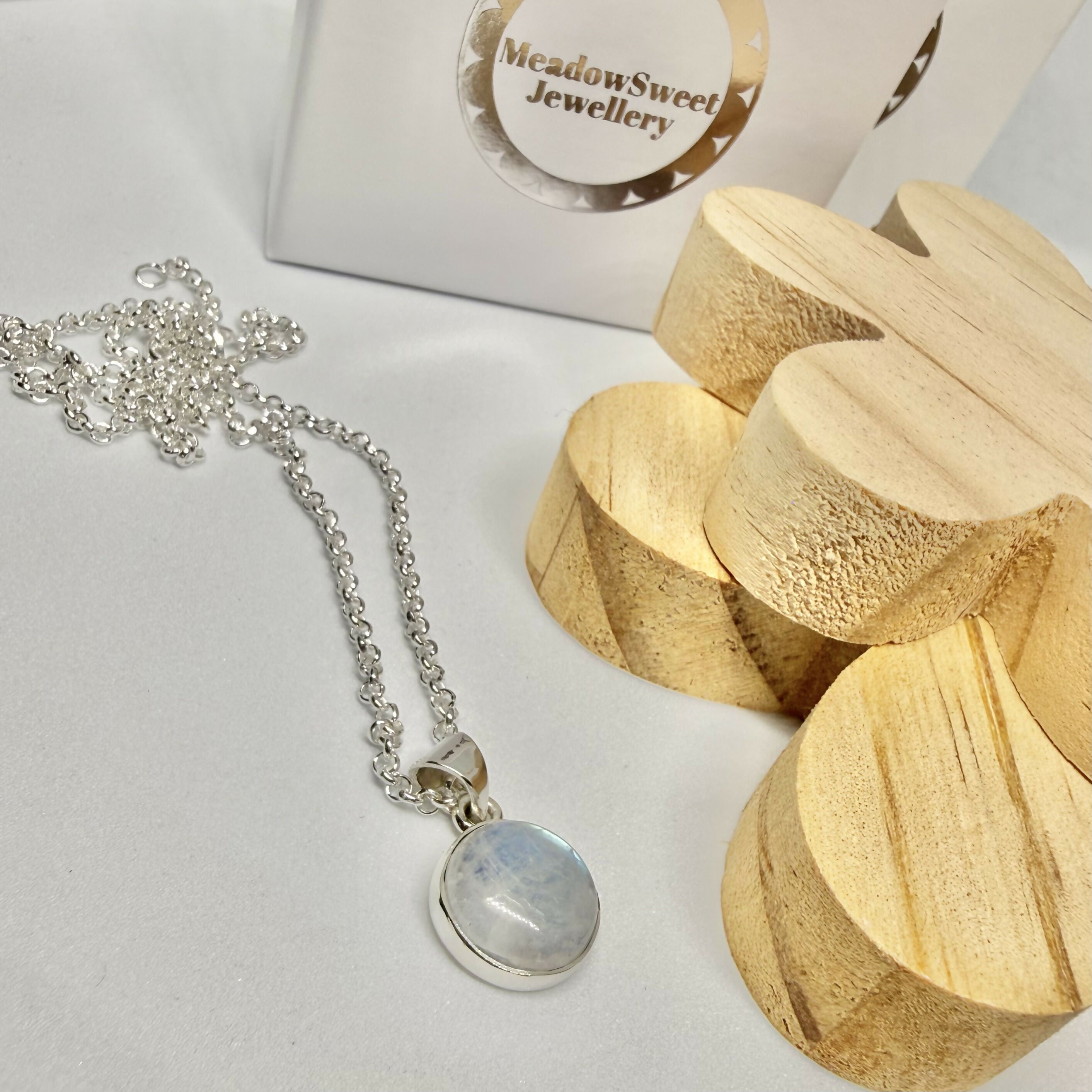 BLUE MOONSTONE NECKLACE