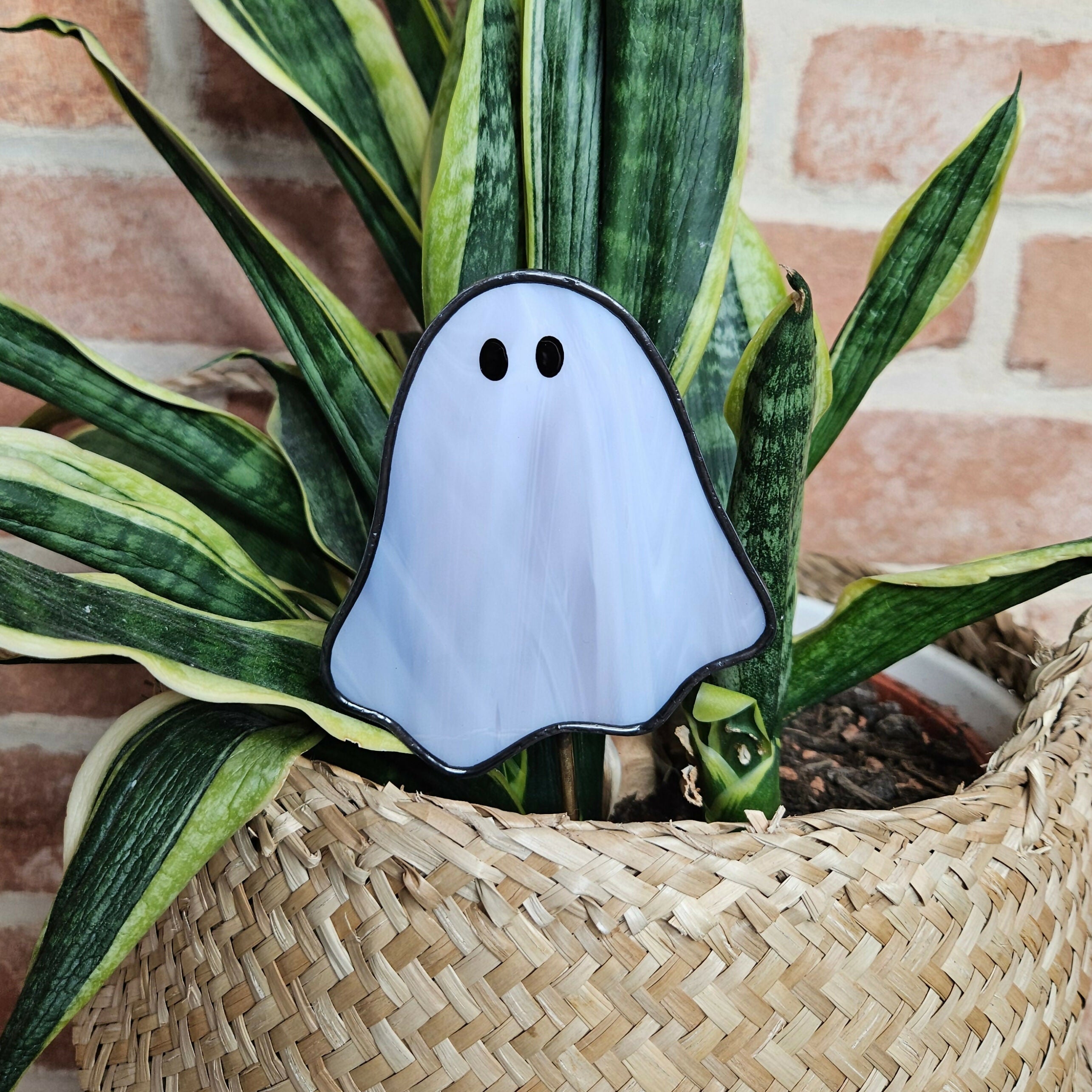 Streaky Lilac Ghost Stained Glass Plantstake