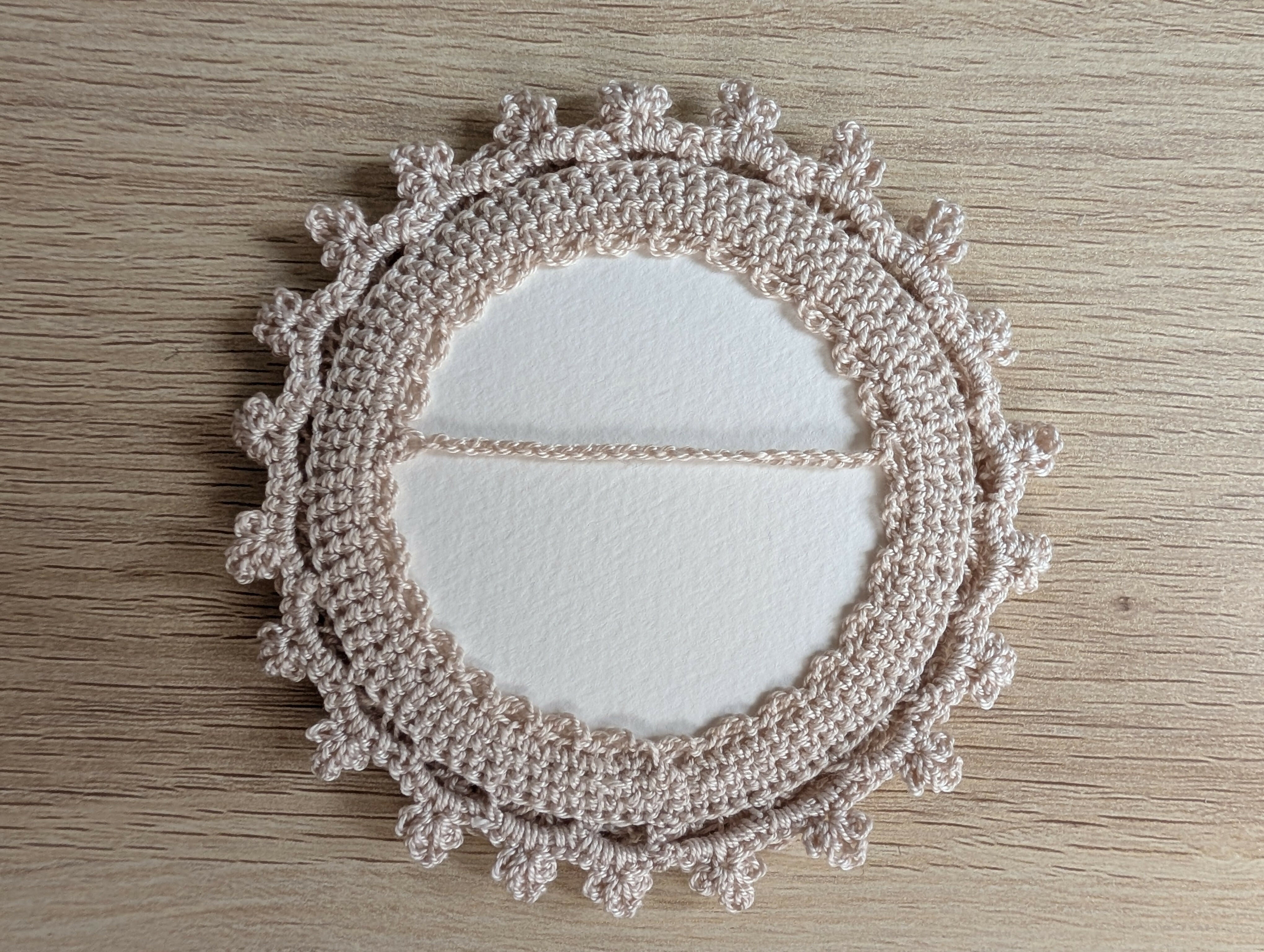 Vintage-style Lace Photo Frame (LIMITED EDITION)