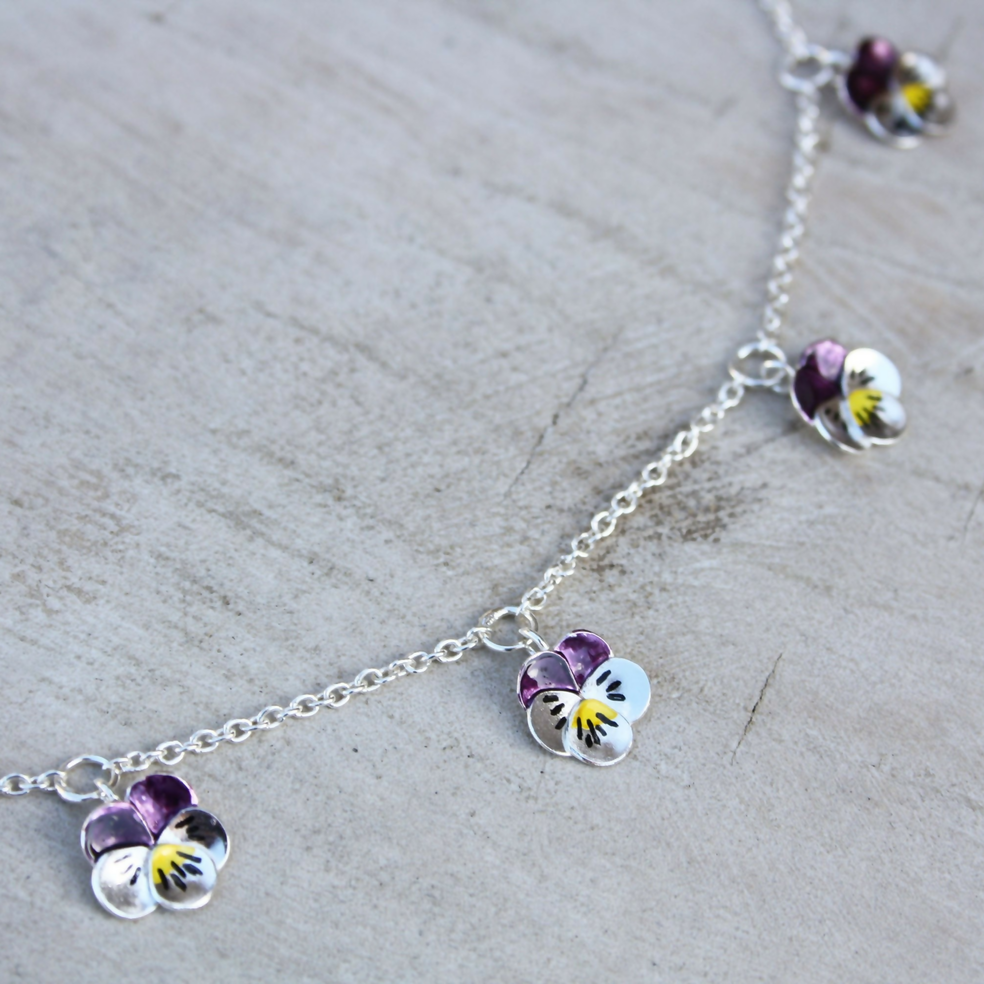 5 Pansy Necklace