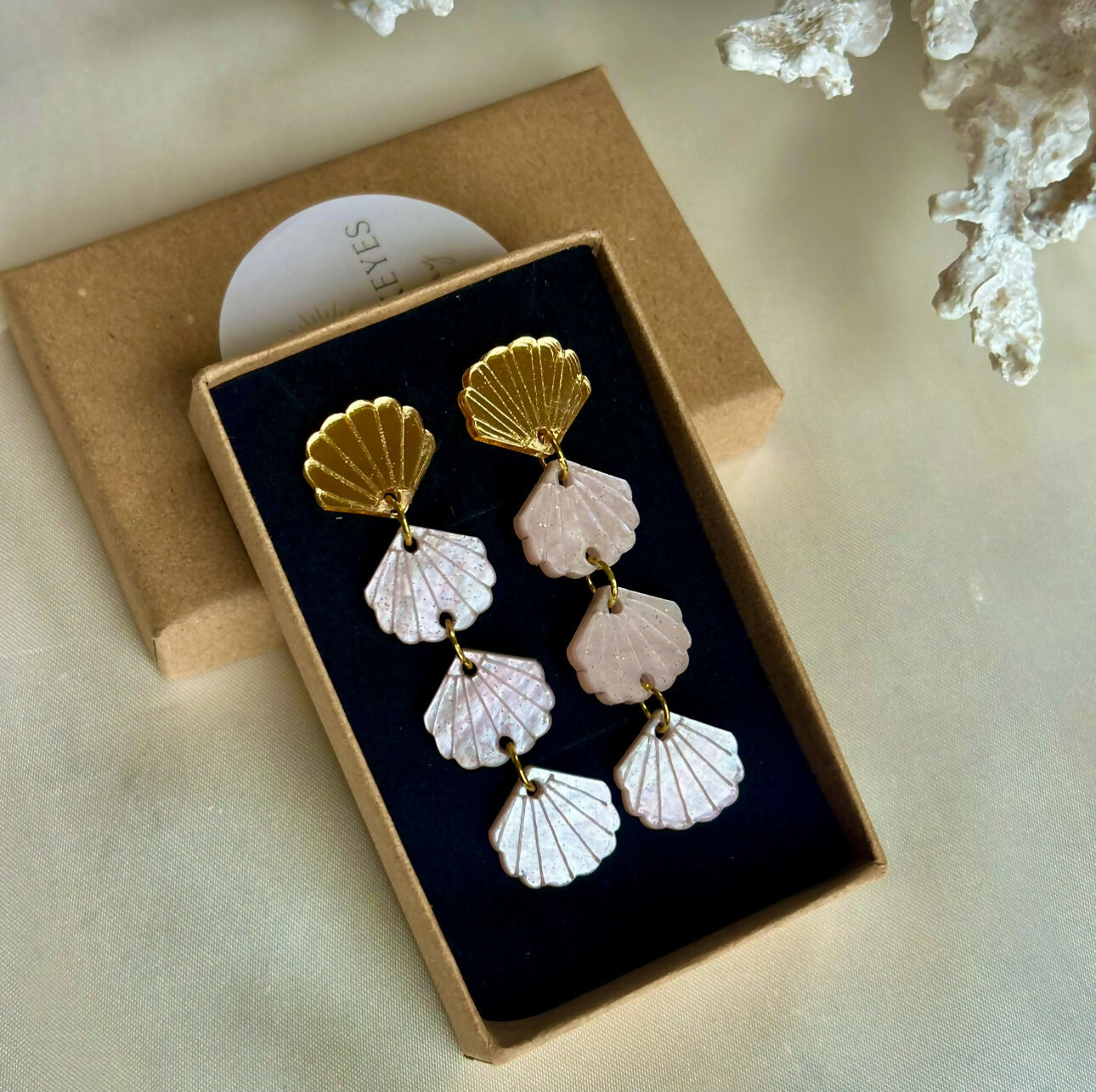 Shell Garland earrings with stud