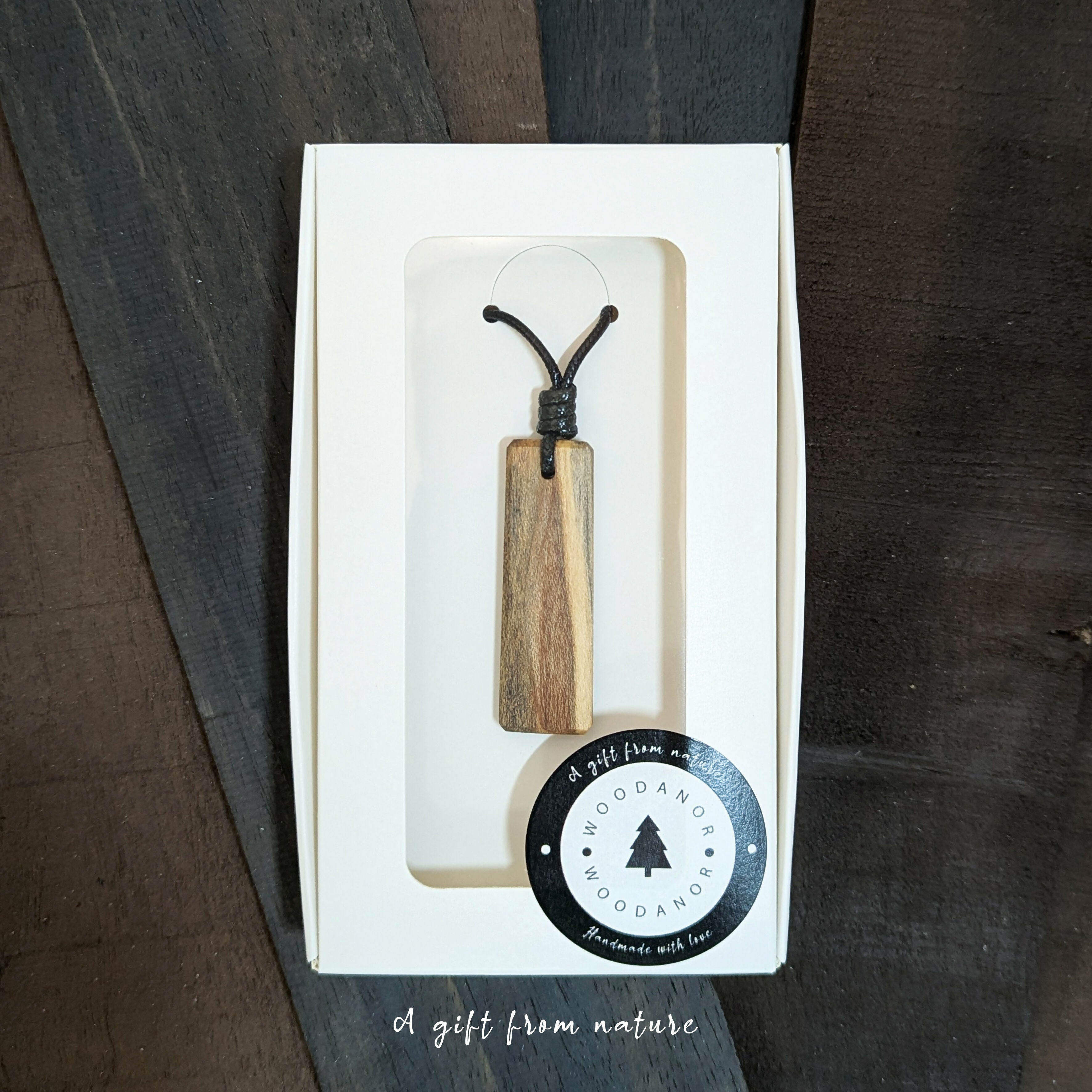 Natural Grain Wood Pendant