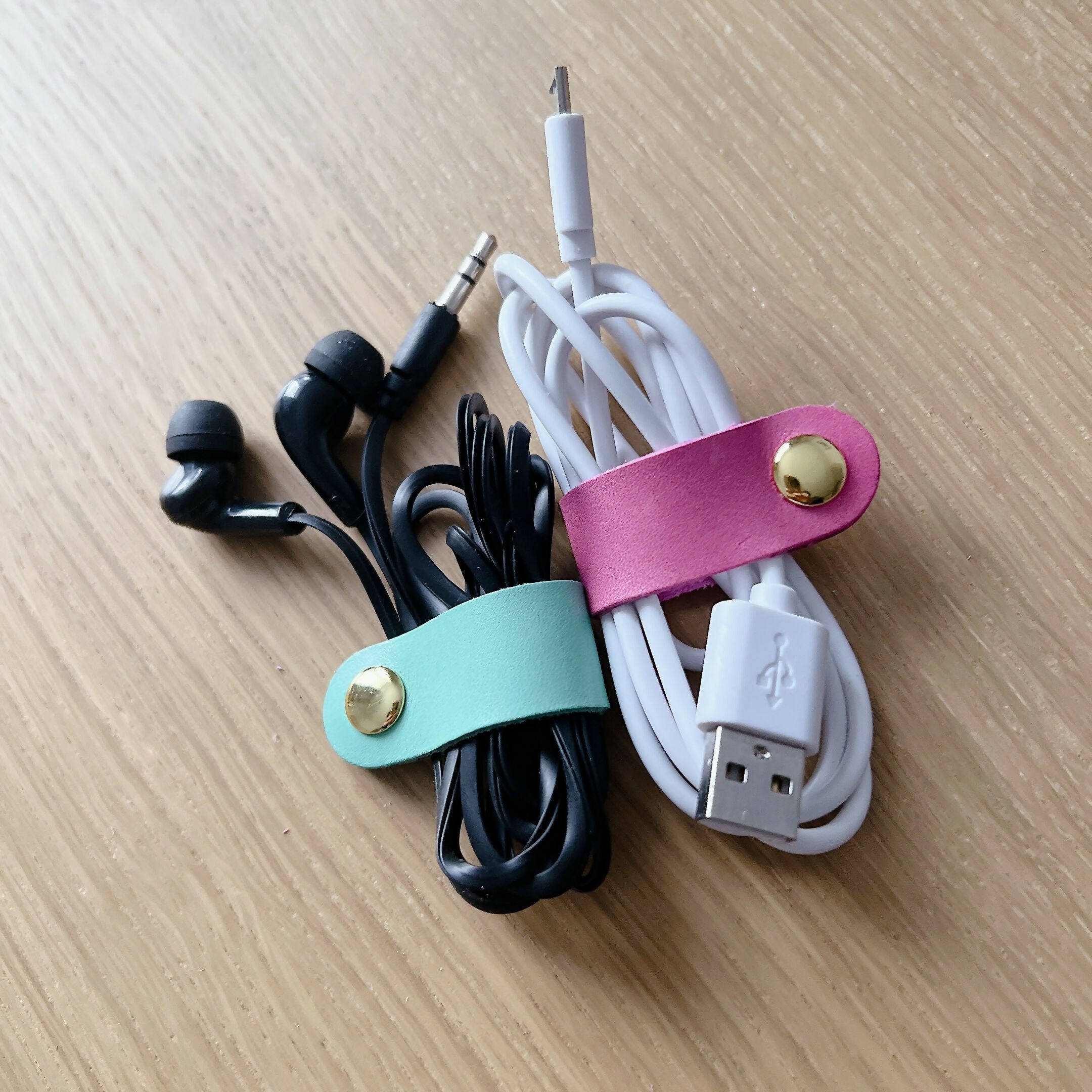 SnapWraps – Leather Cord Organisers (Set of 2, Assorted Colours)