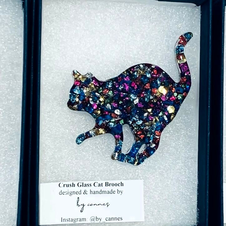 Hand Cast Mosaic Crush Glass Cat Brooch
