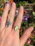 QUEEN'S LACE MARQUISE GOLD NAVY RING