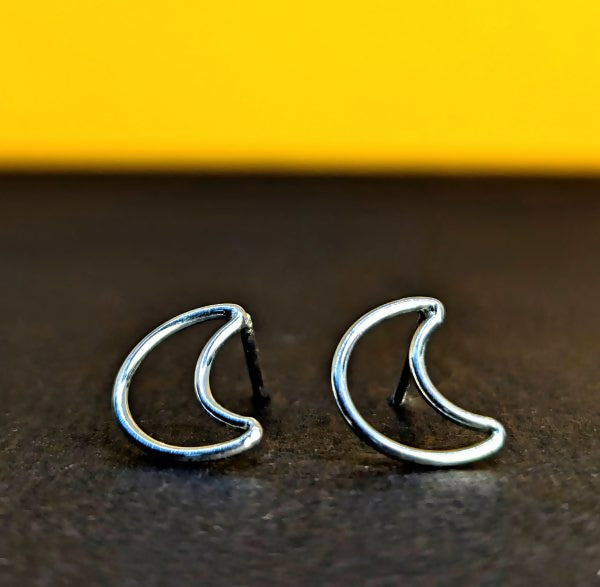 ‘Luna’ Sterling Silver Open Moon Stud Earring