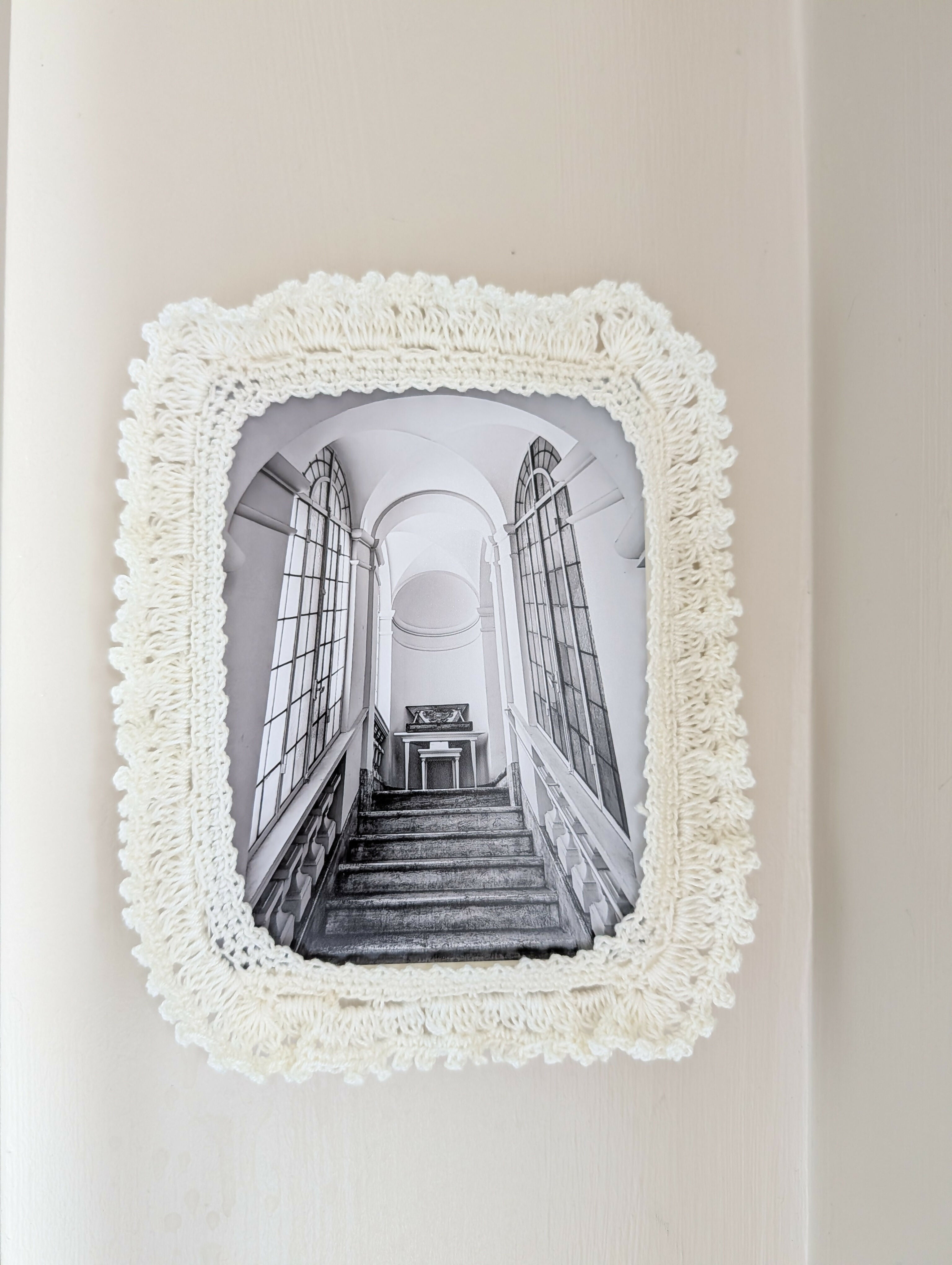 Vintage-style Lace Photo Frame (LIMITED EDITION)