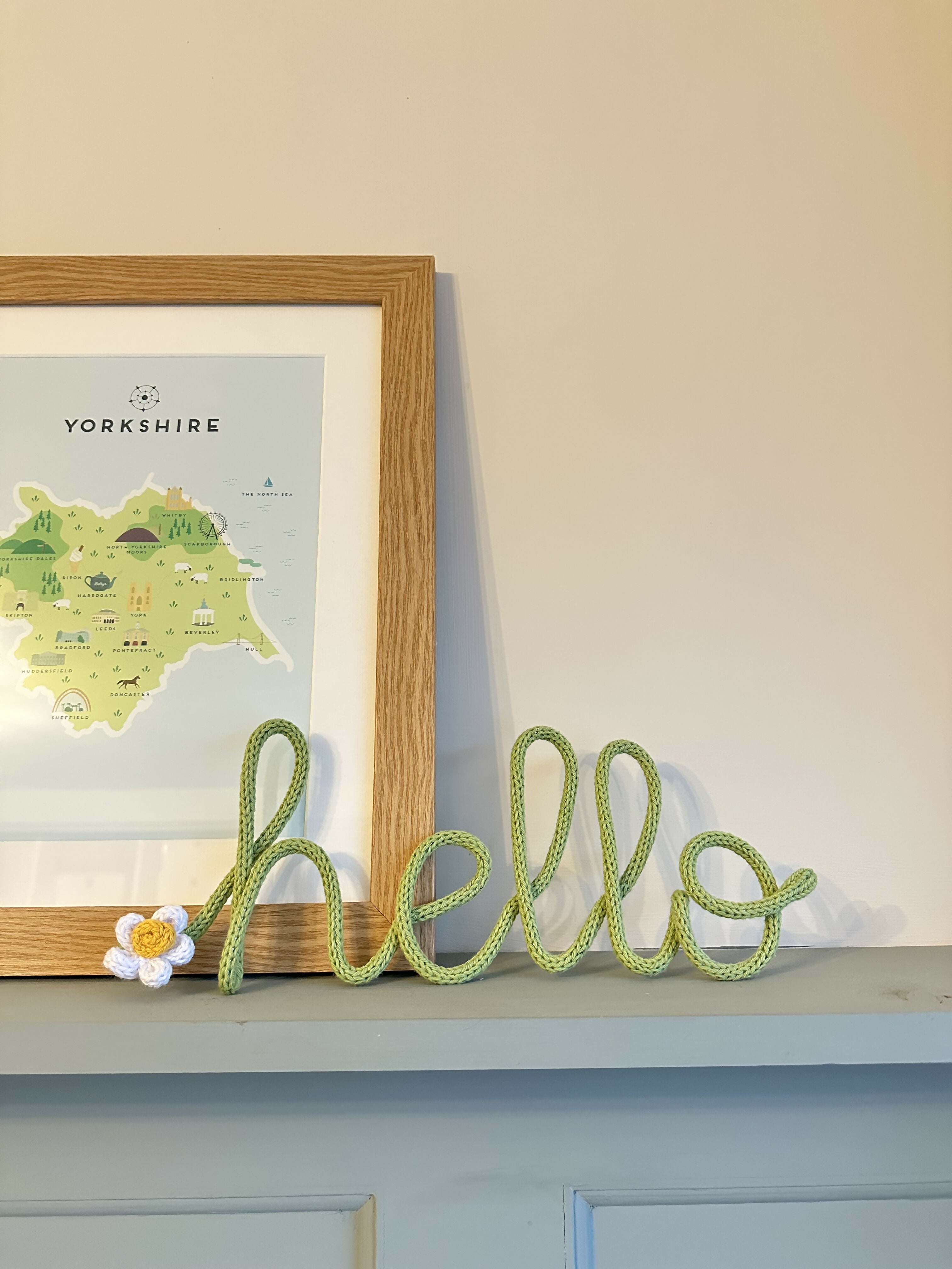 Hello - Flower Wire Sign