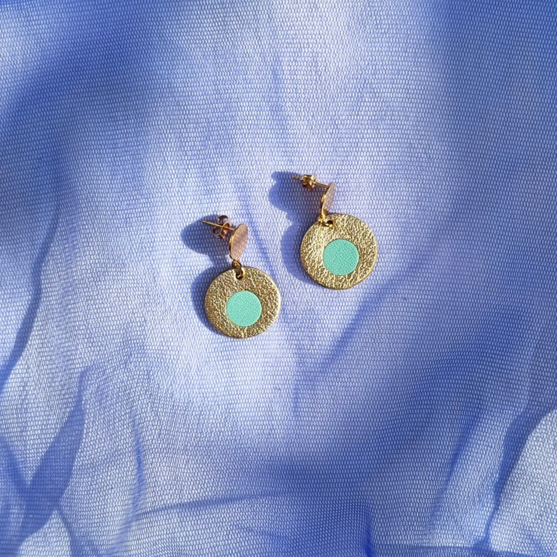Gold Inlayed Circles Turquoise