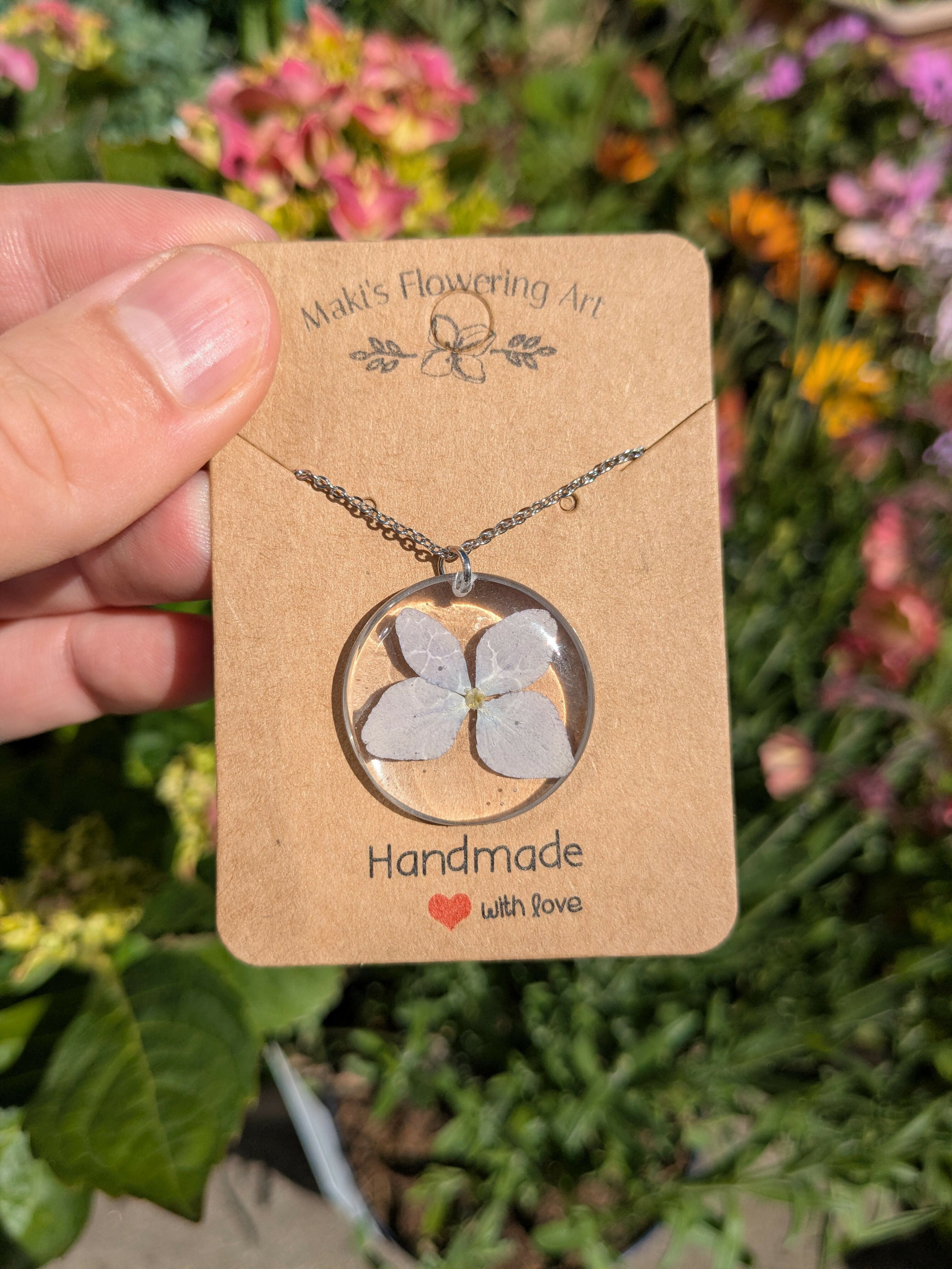 LILIAC HYDRANGEA NECKLACE