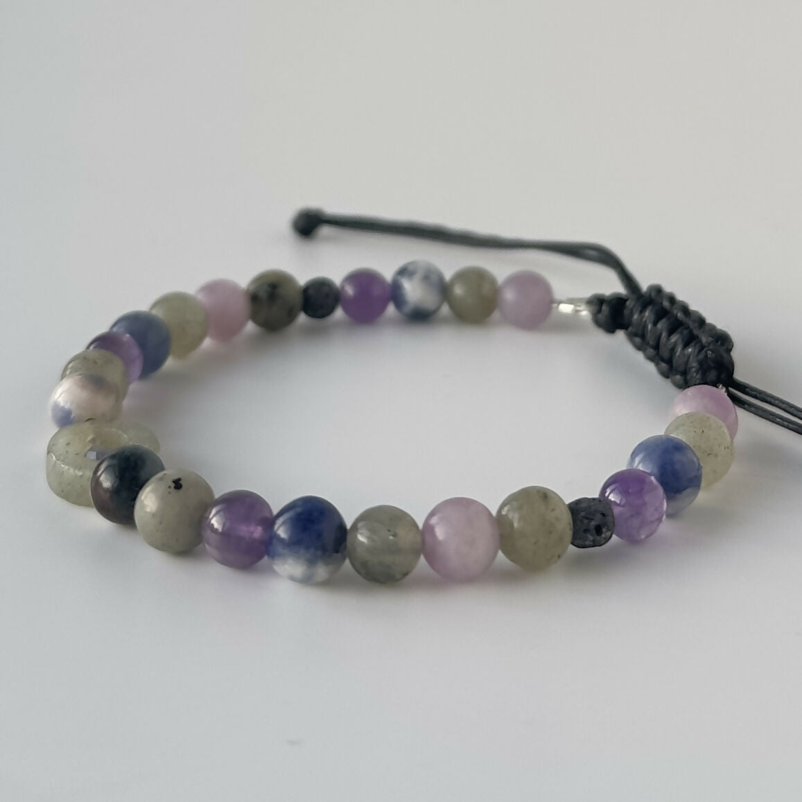 UNISEX HEALING CRYSTAL AND AROMATHERAPY BEAD THIRD EYE CHAKRA BRACELET