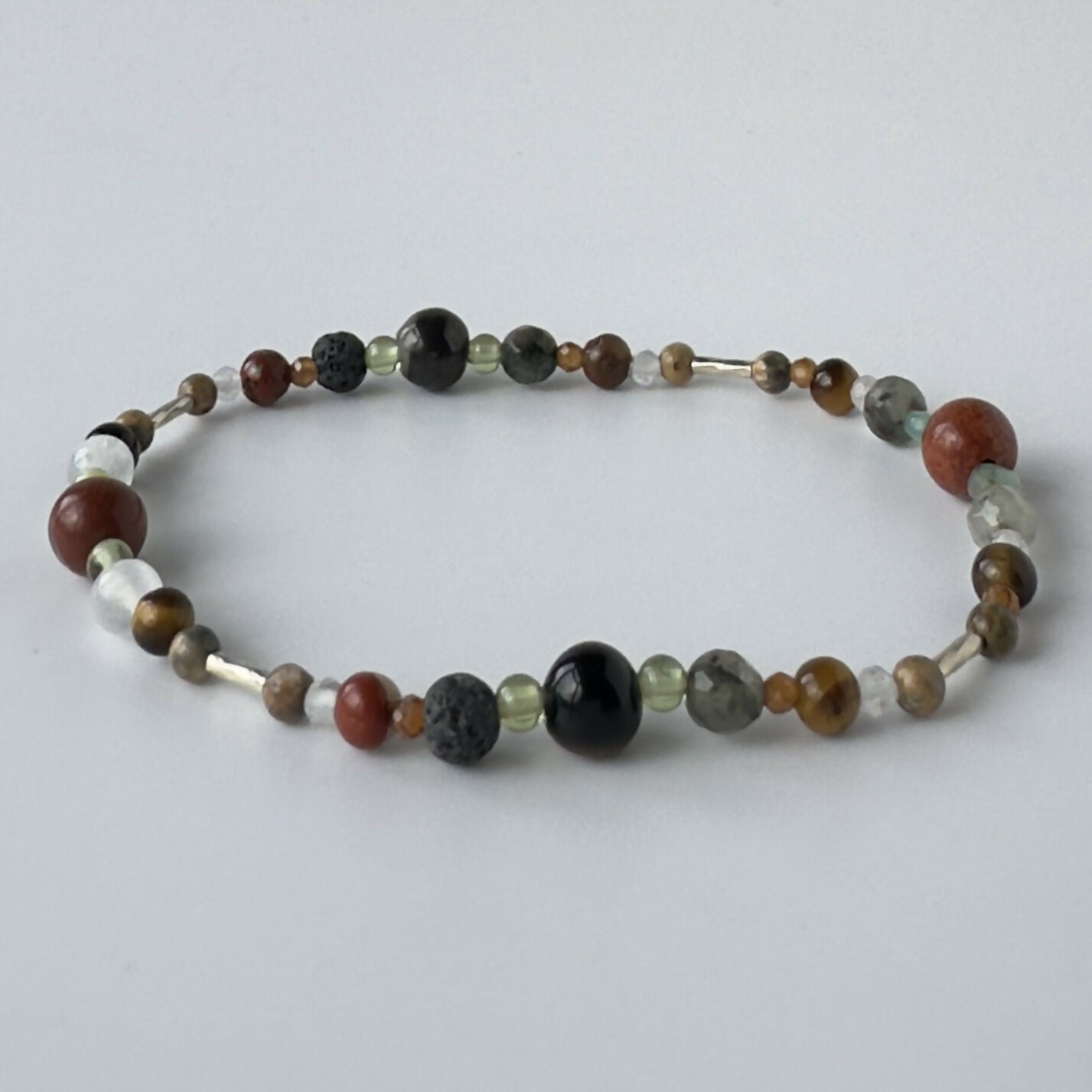 HEALING CRYSTAL & STERLING SILVER STRETCH BRACELET WITH AROMATHERAPY BEAD TO HELP WITH STRESS