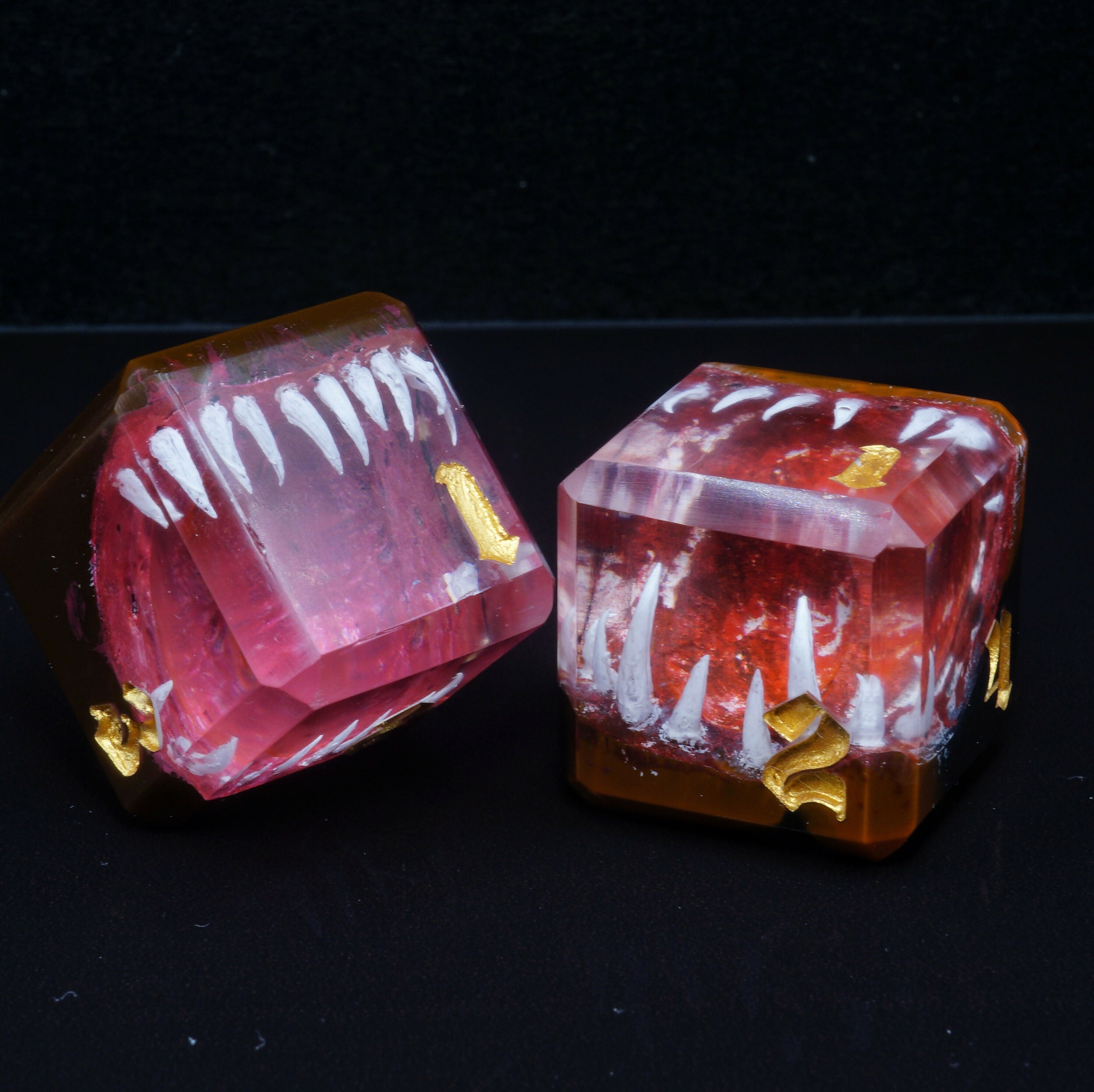 Mystery Mimic Dice + Box