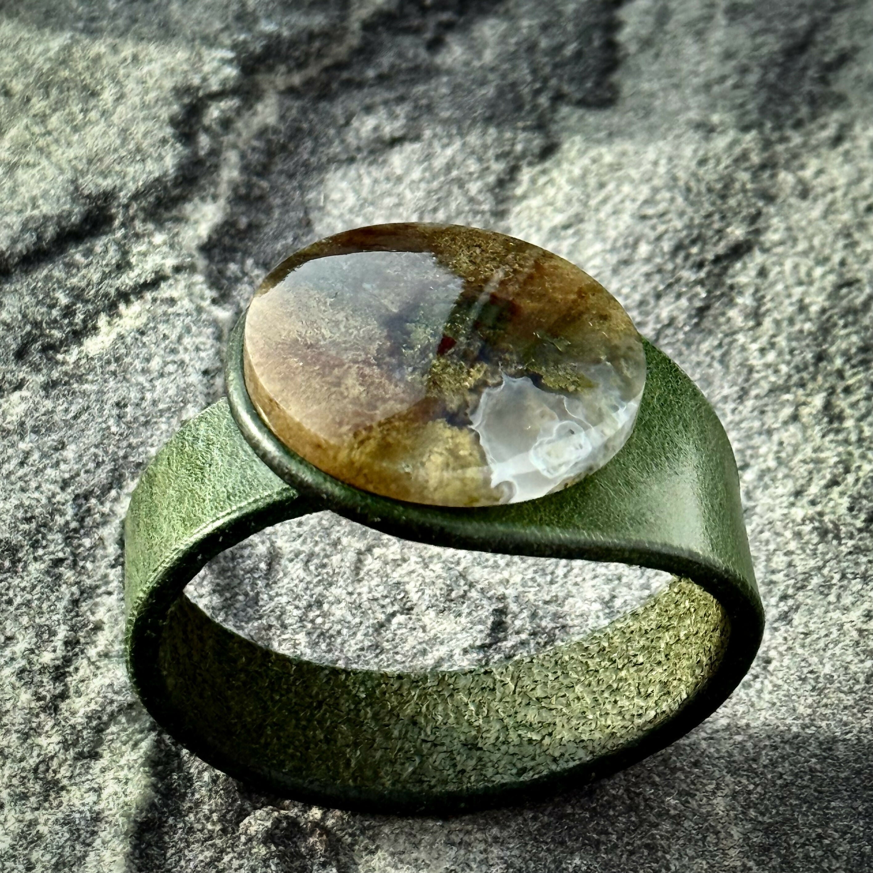 Handcrafted Natural Leather & Moss Agate Gemstone Bracelet - Size S or M